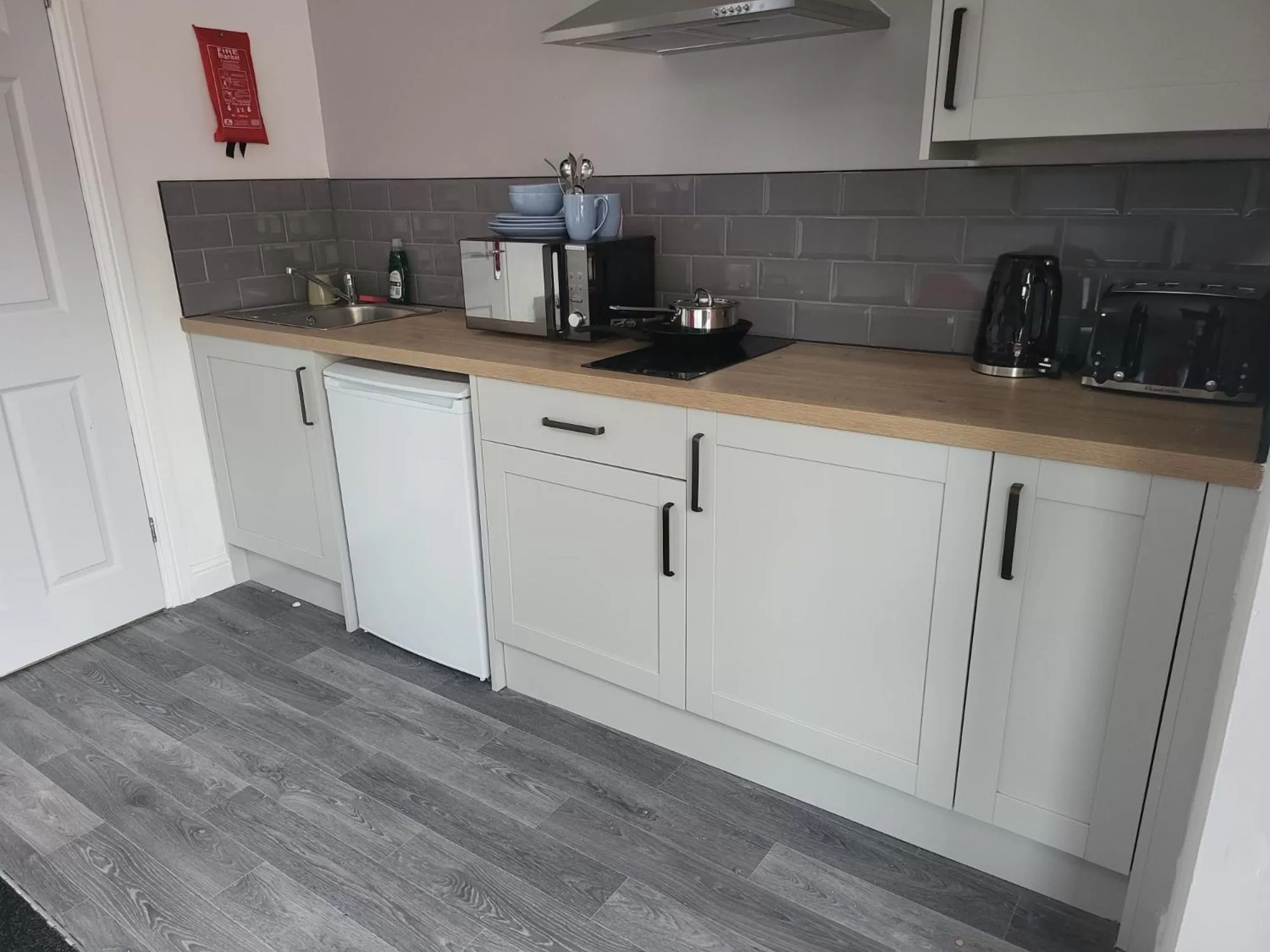 Kitchen/Kitchenette in The Fishpond - Premier Nottingham Studios