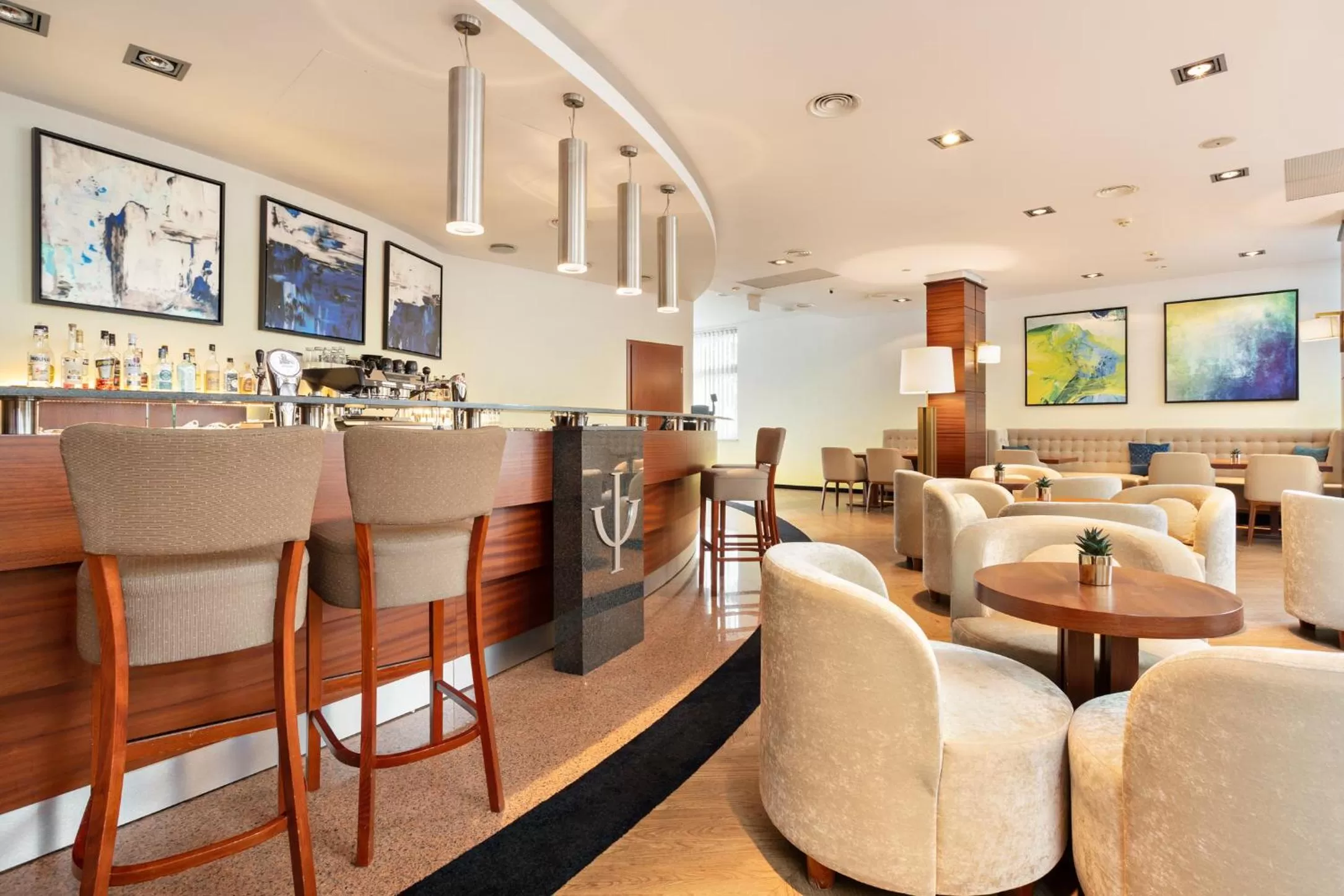 Lounge or bar in Hotel Olympic Spa & Wellness