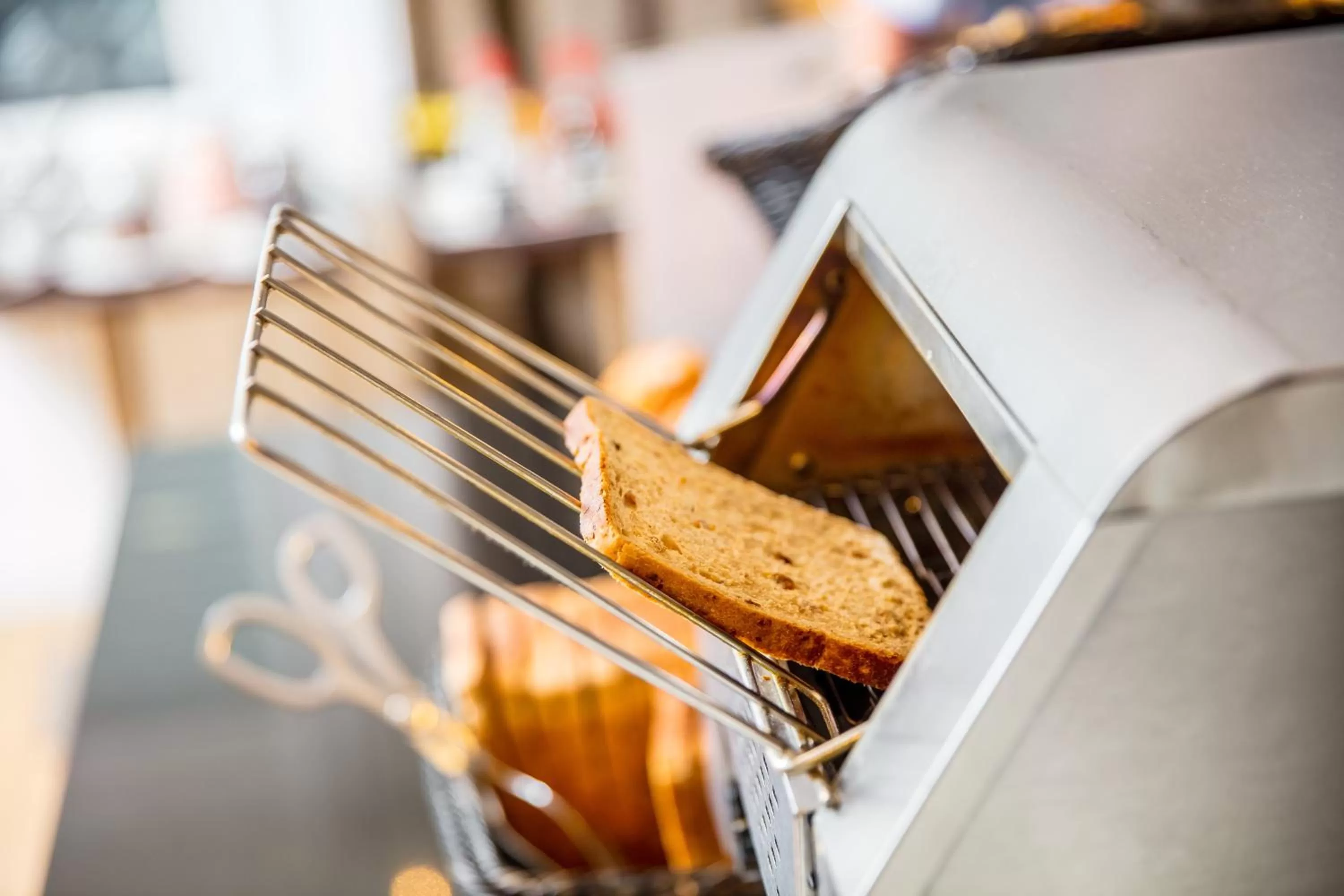 Restaurant/places to eat in Holiday Inn Express Amsterdam - Sloterdijk Station by IHG