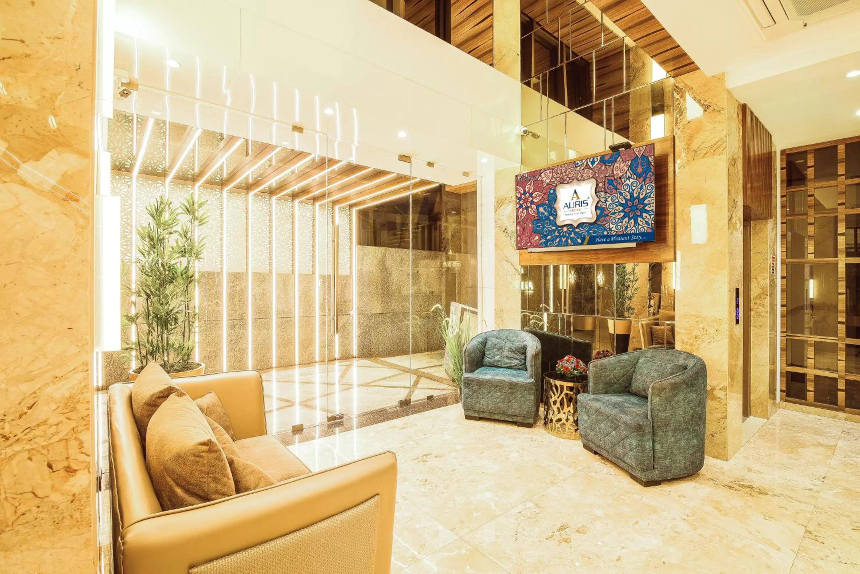 Lobby or reception in Hotel Auris & Banquets, Mumbai International Airport