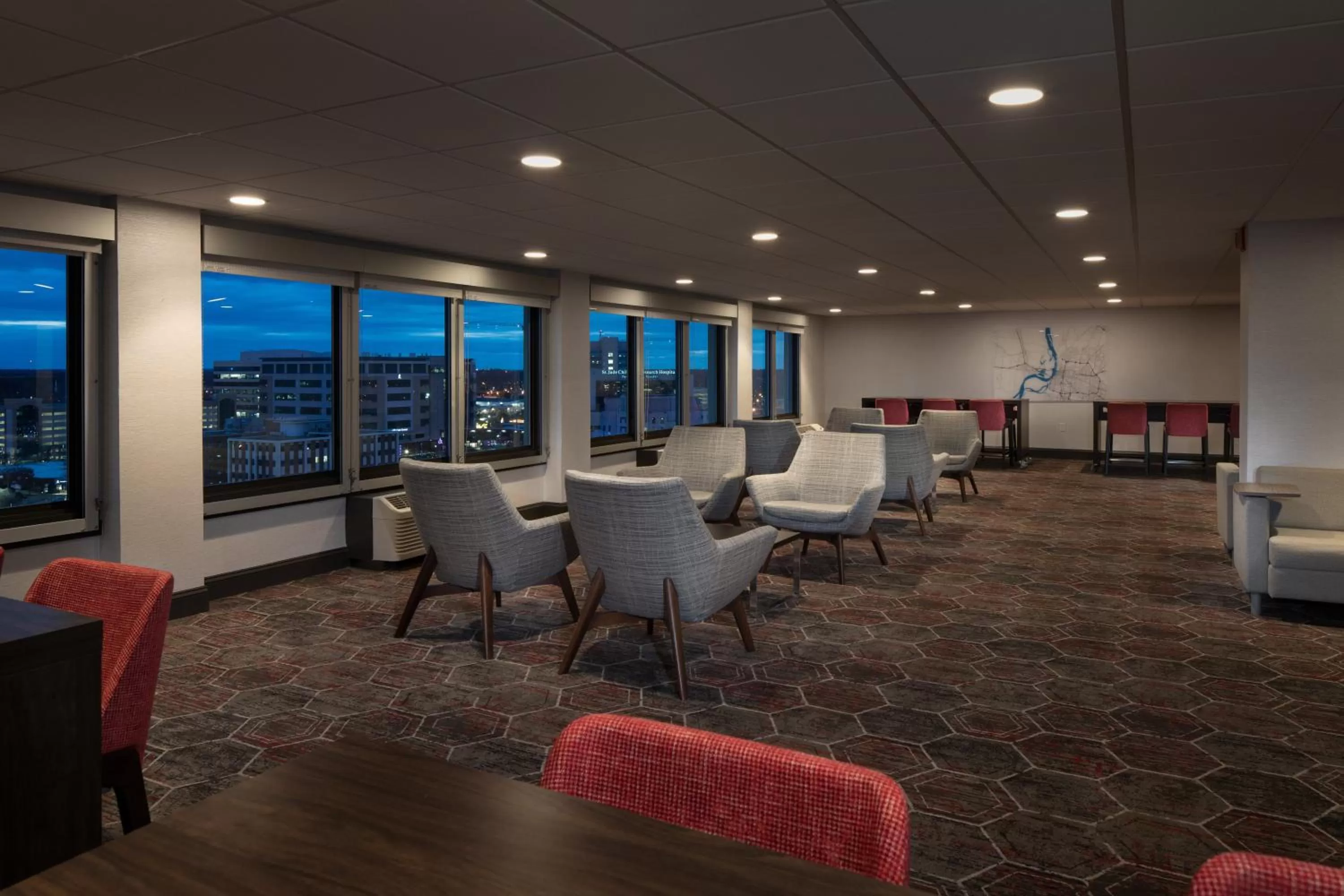 Meeting/conference room in Crowne Plaza Memphis Downtown by IHG