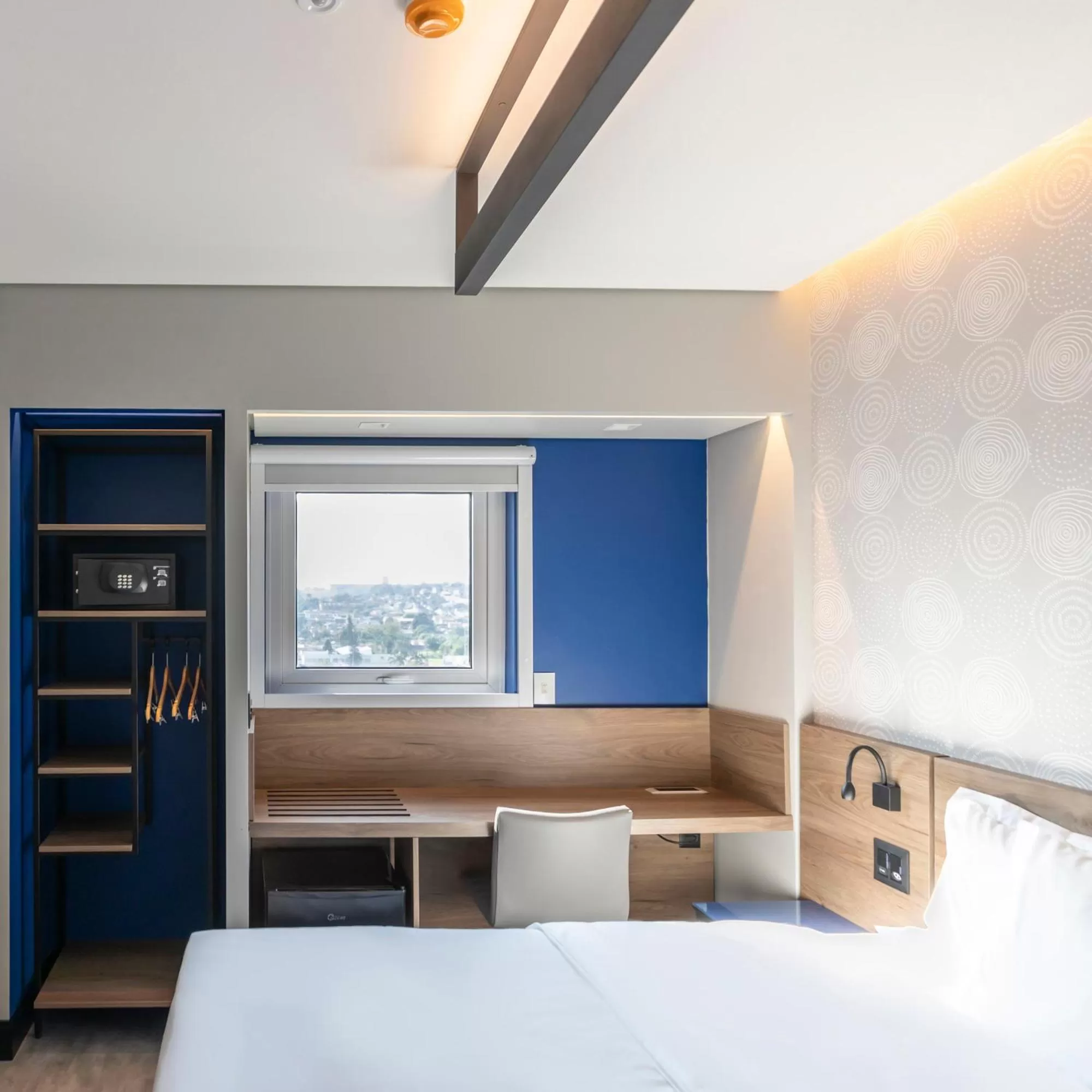 Photo of the whole room, Bed in Tru By Hilton Criciúma