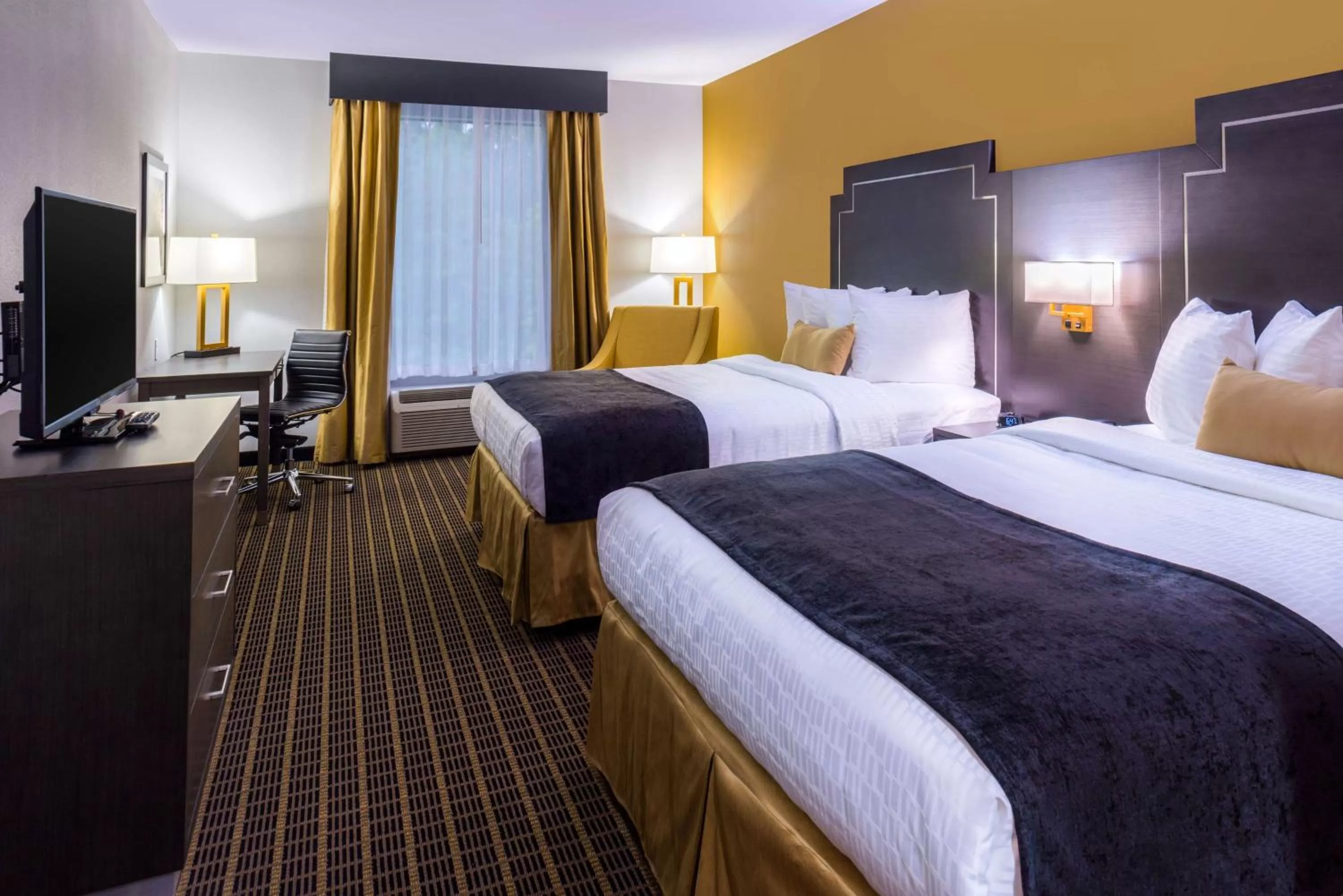 Bedroom, Bed in Best Western Plus Regency Park