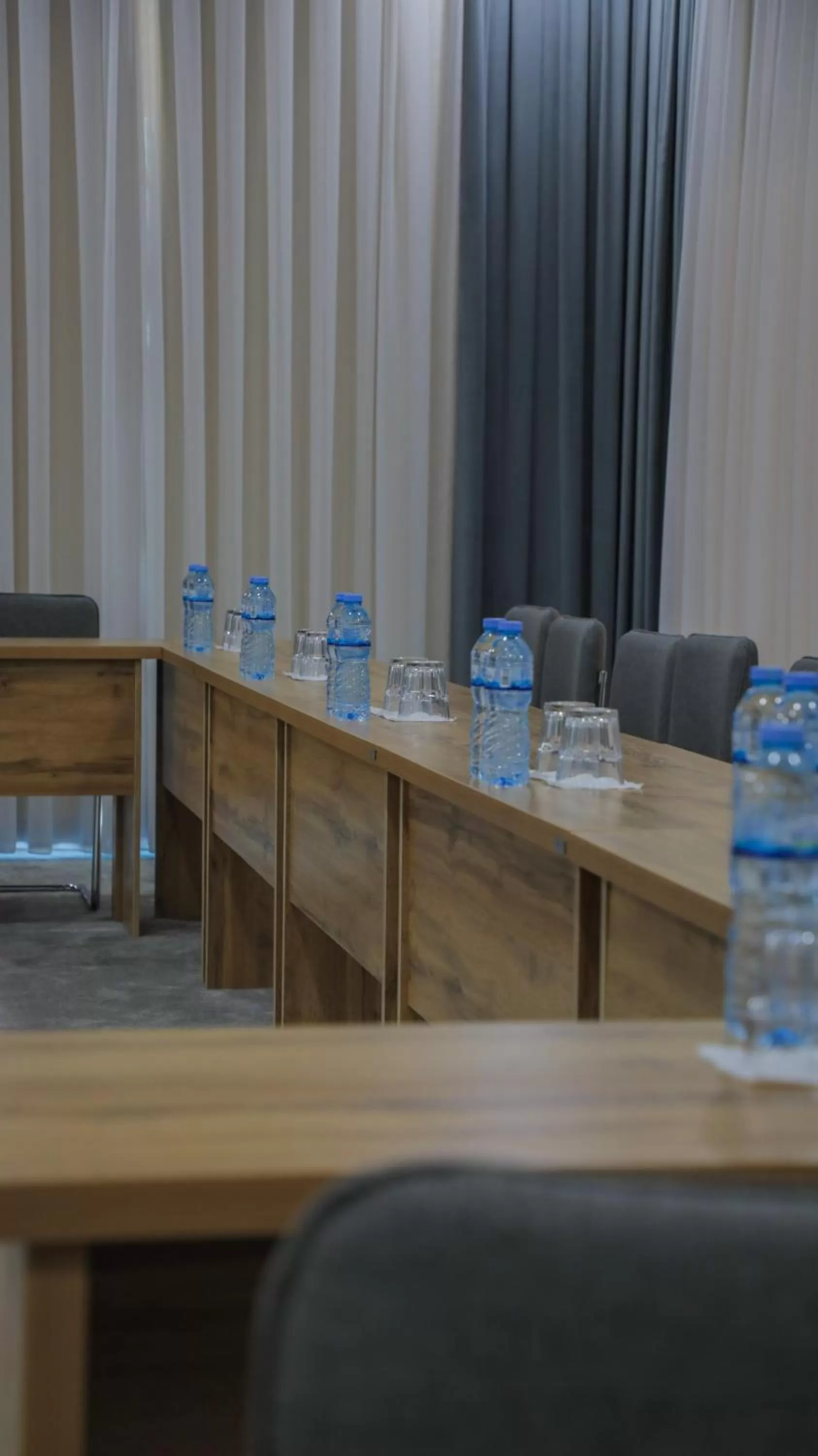 Meeting/conference room, Restaurant/Places to Eat in Porto Bello Hotel