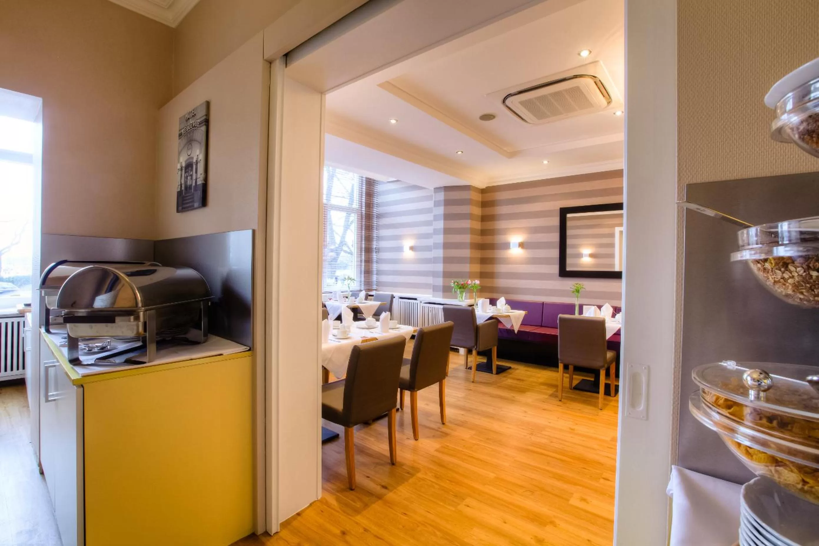 Restaurant/places to eat in Relexa Hotel Bellevue an der Alster