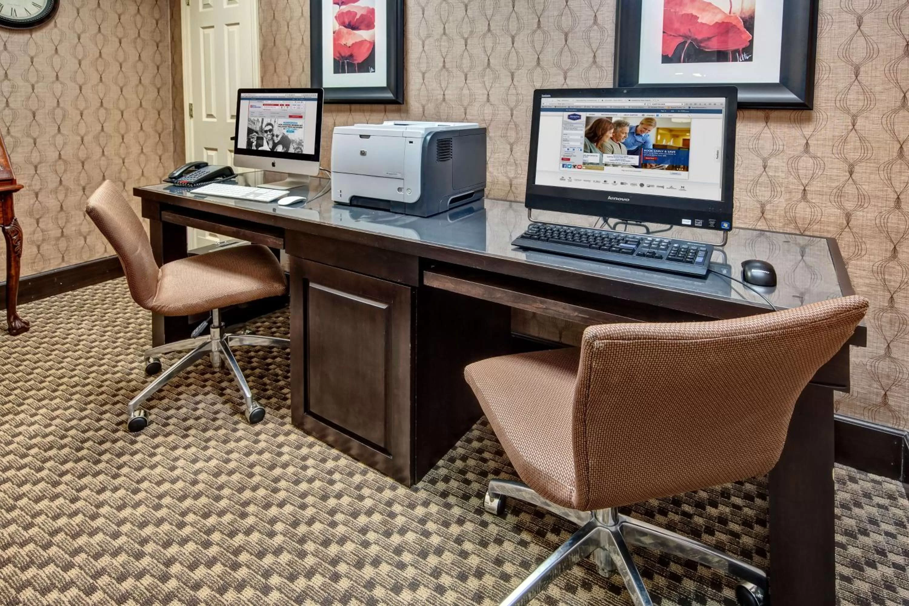 Business facilities in Hampton Inn by Hilton Clarksville