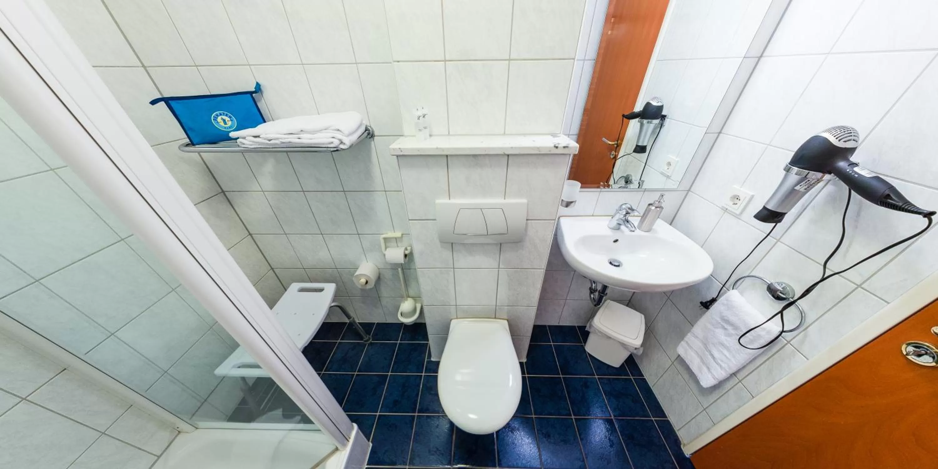 Bathroom in Waldhotel Schipp-Hummert