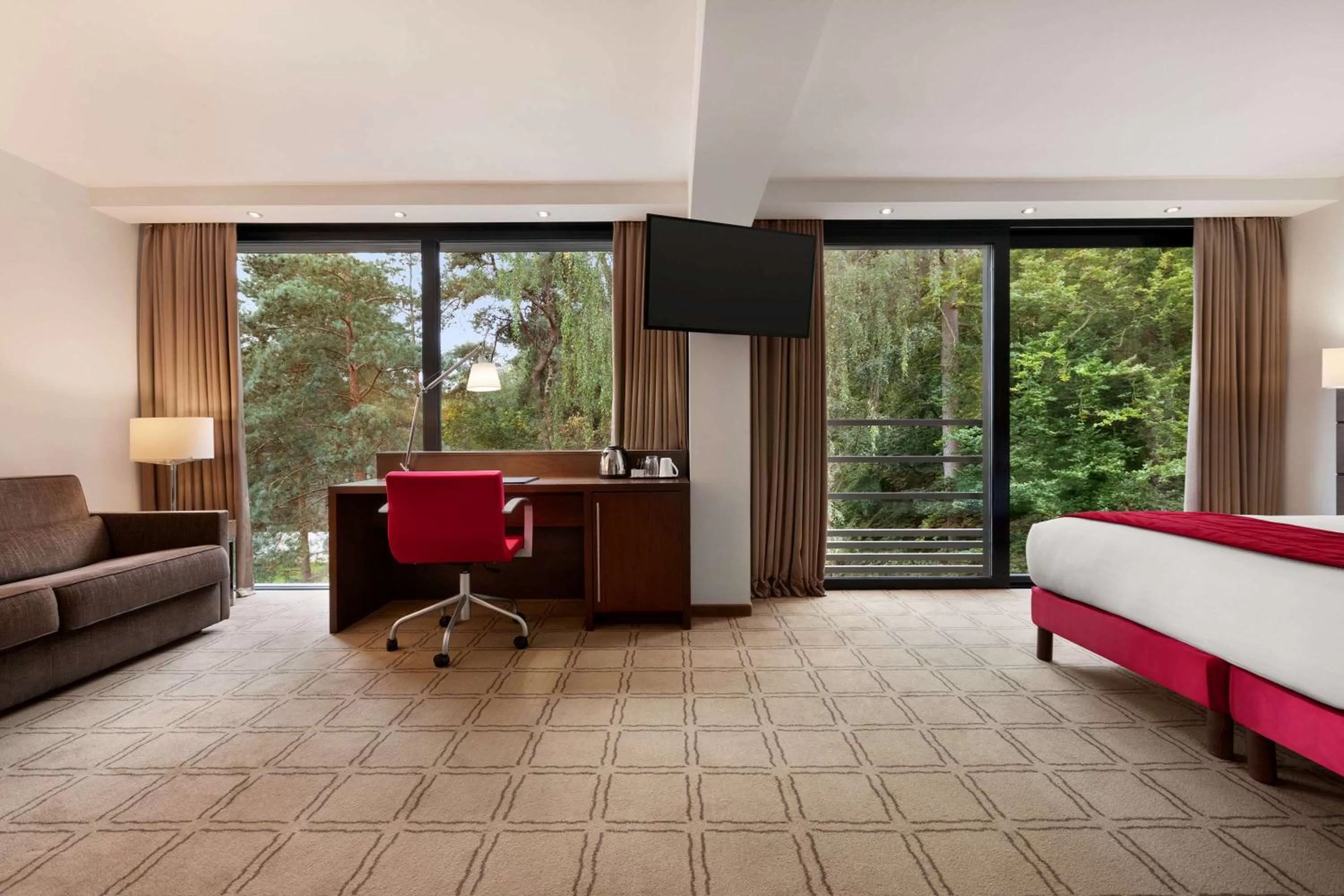 Photo of the whole room, Bed in Hotel Dolce La Hulpe Brussels