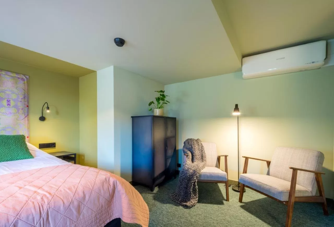 Seating area, Bed in LUDIEK eten en slapen