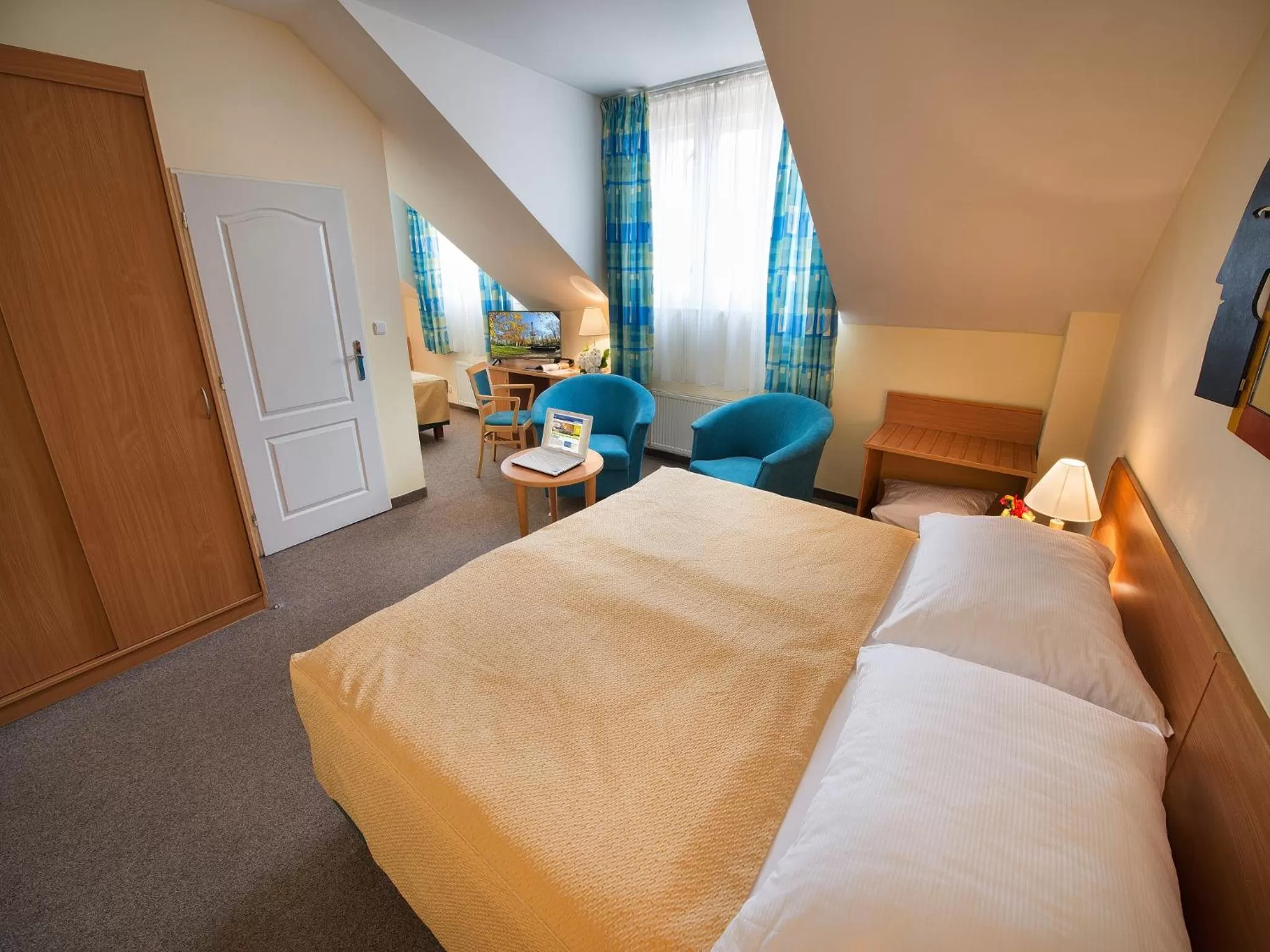 Photo of the whole room, Bed in EA Hotel Tosca