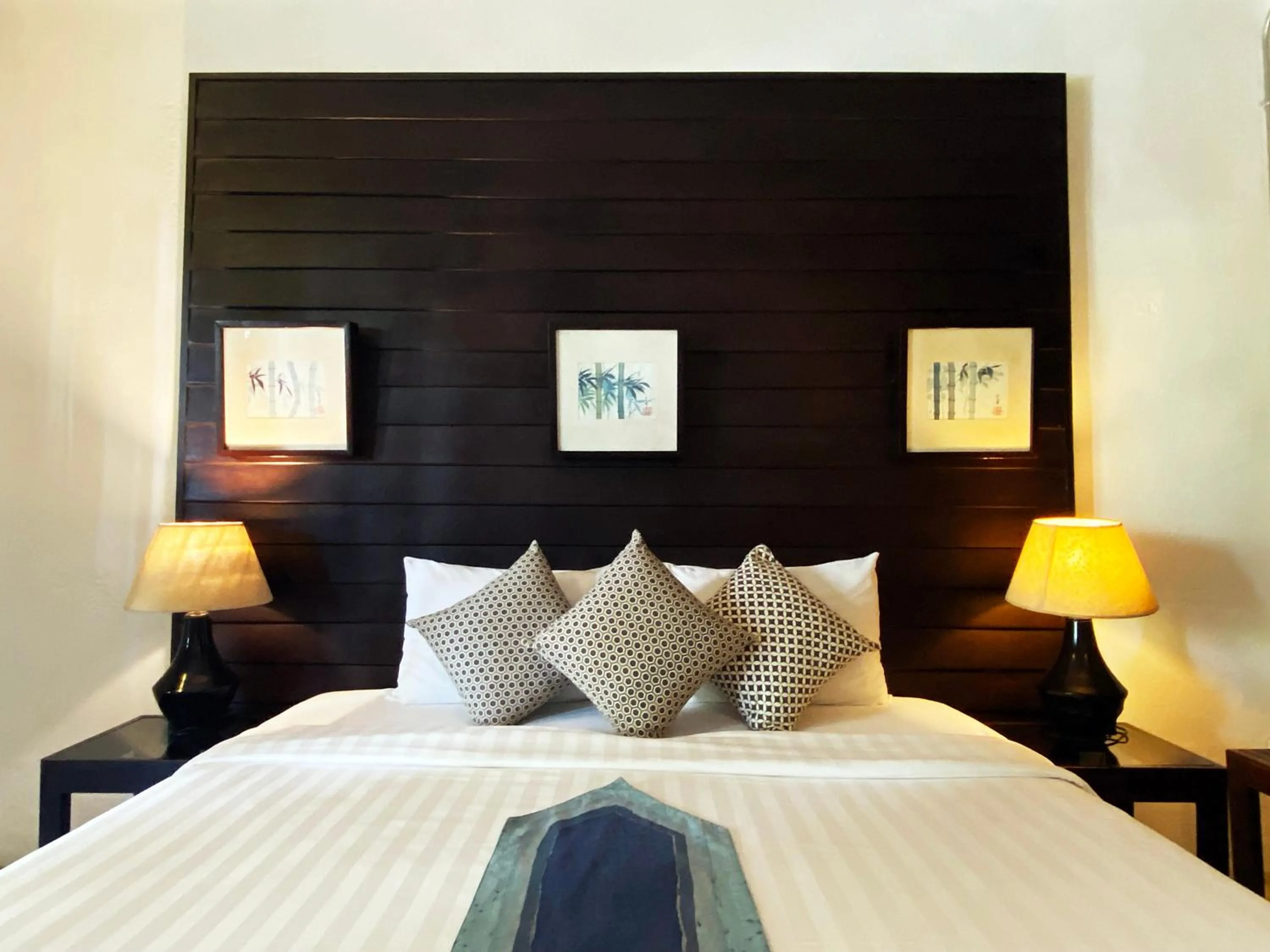 Bed in Banthai Village