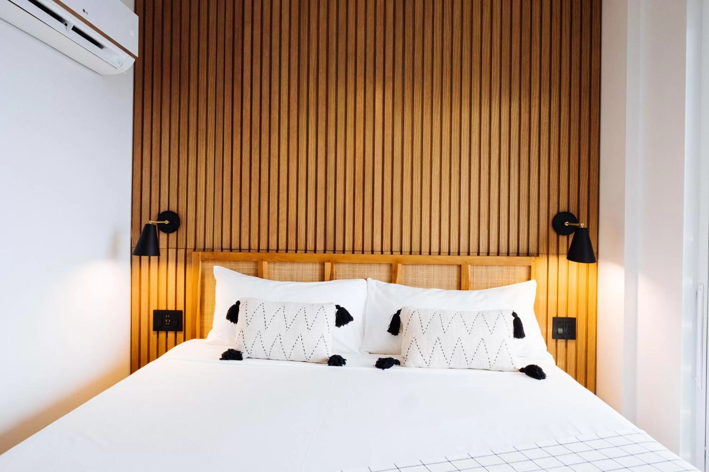 Bed in The Rockaway Hotel