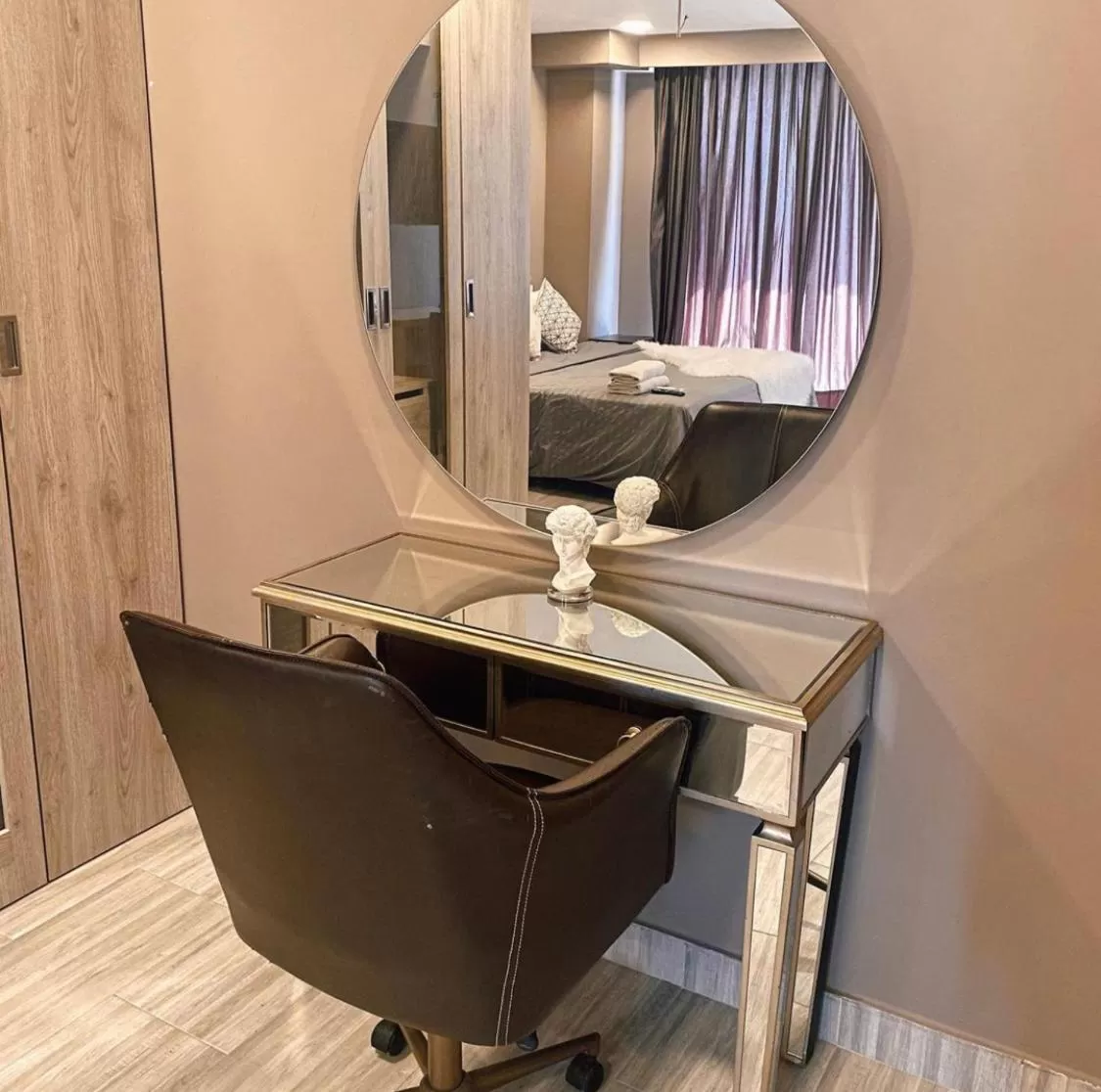 Seating Area in Bahia 79 Apartasuites Cerca al Centro