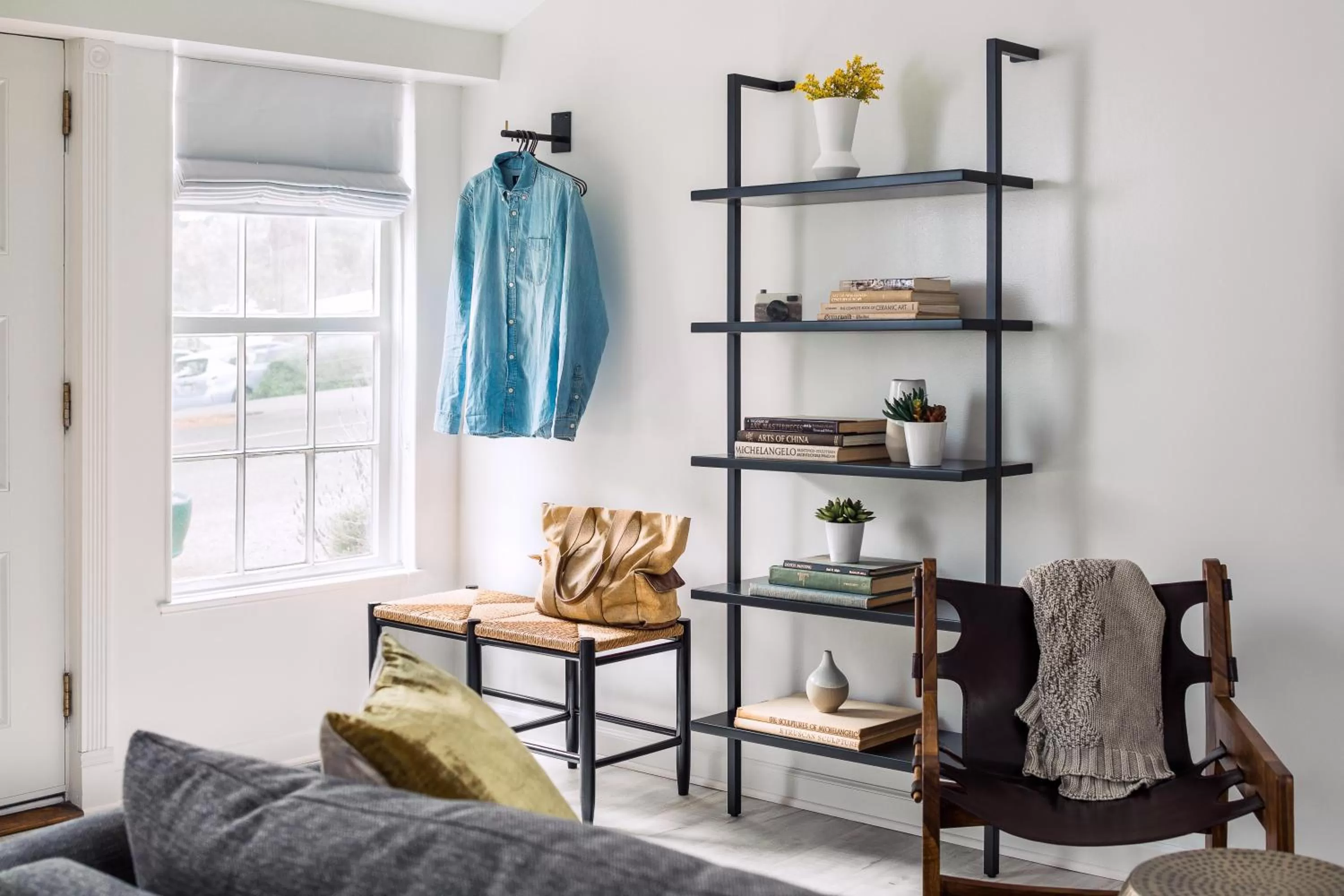 Decorative detail in Inns of Mendocino