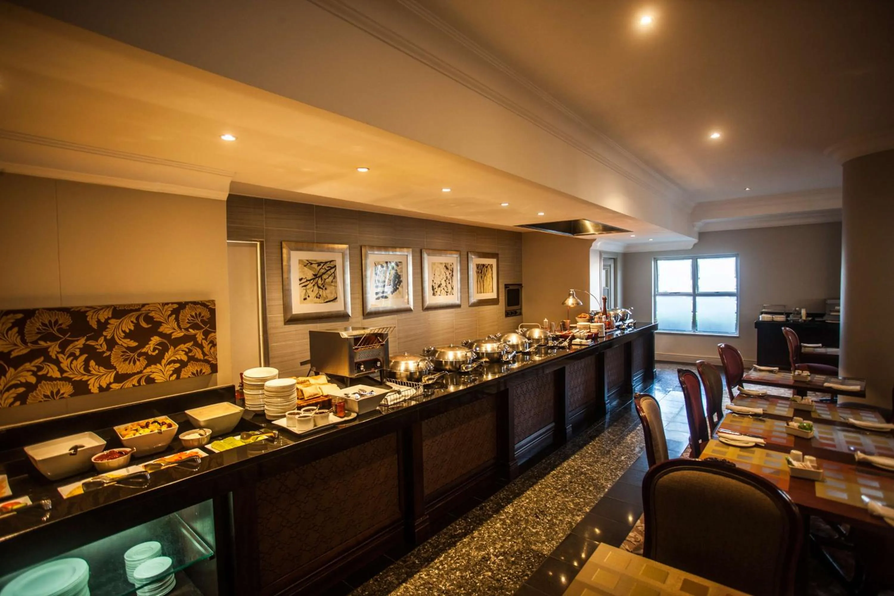 Restaurant/places to eat in Garden Court Morningside Sandton