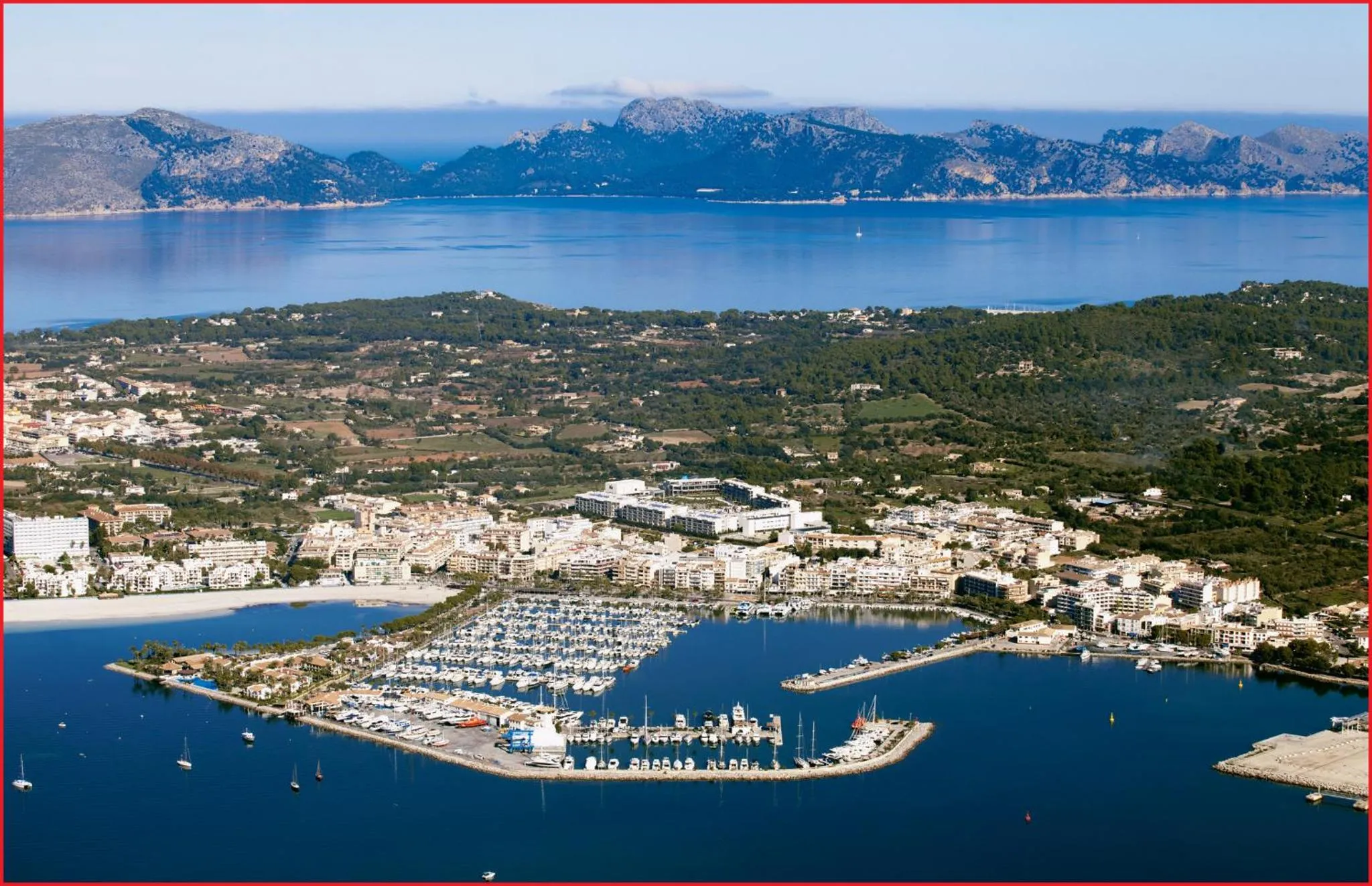 Fishing in Blu Hostal Diana