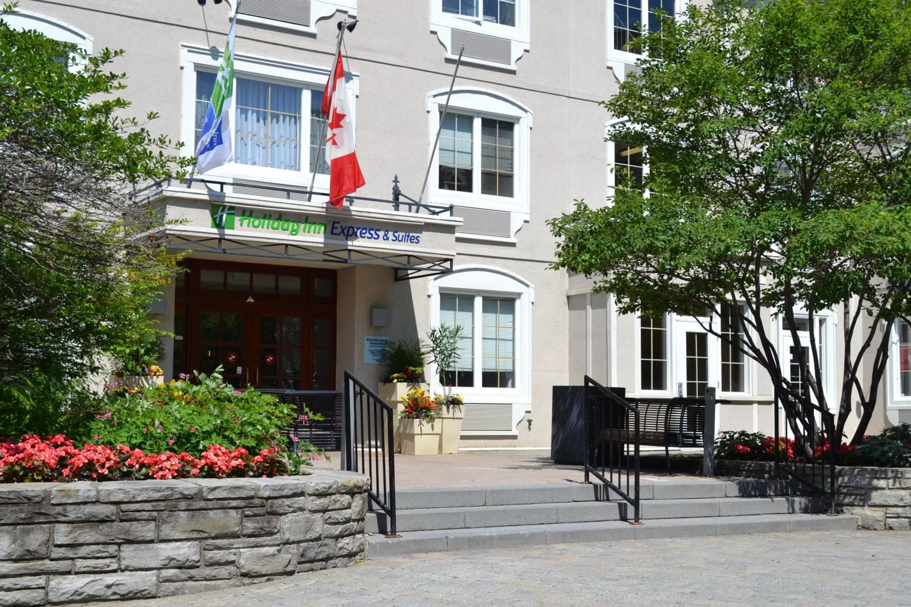 Holiday Inn Express & Suites Tremblant by IHG