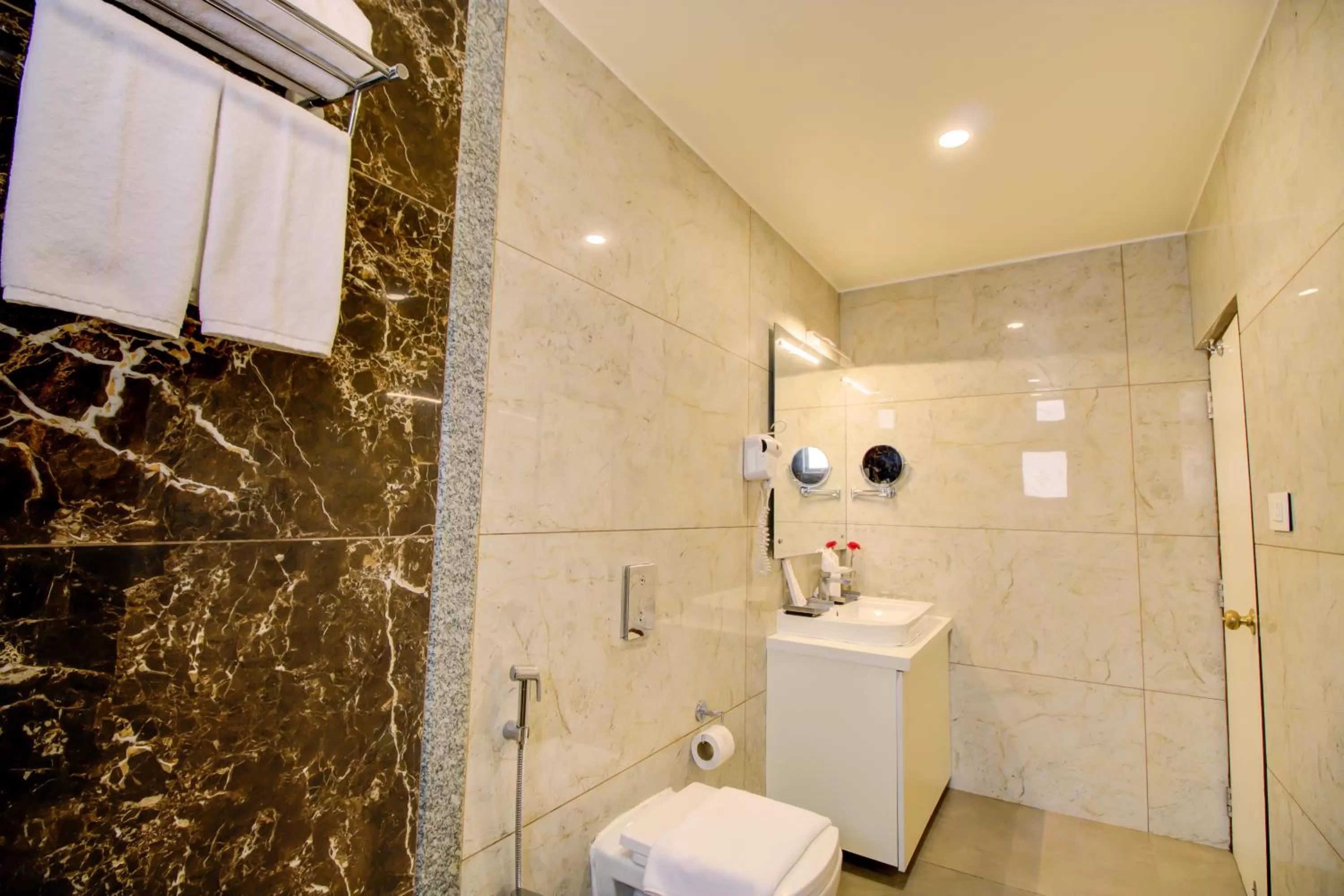 Bathroom in Cygnett Inn Trendz