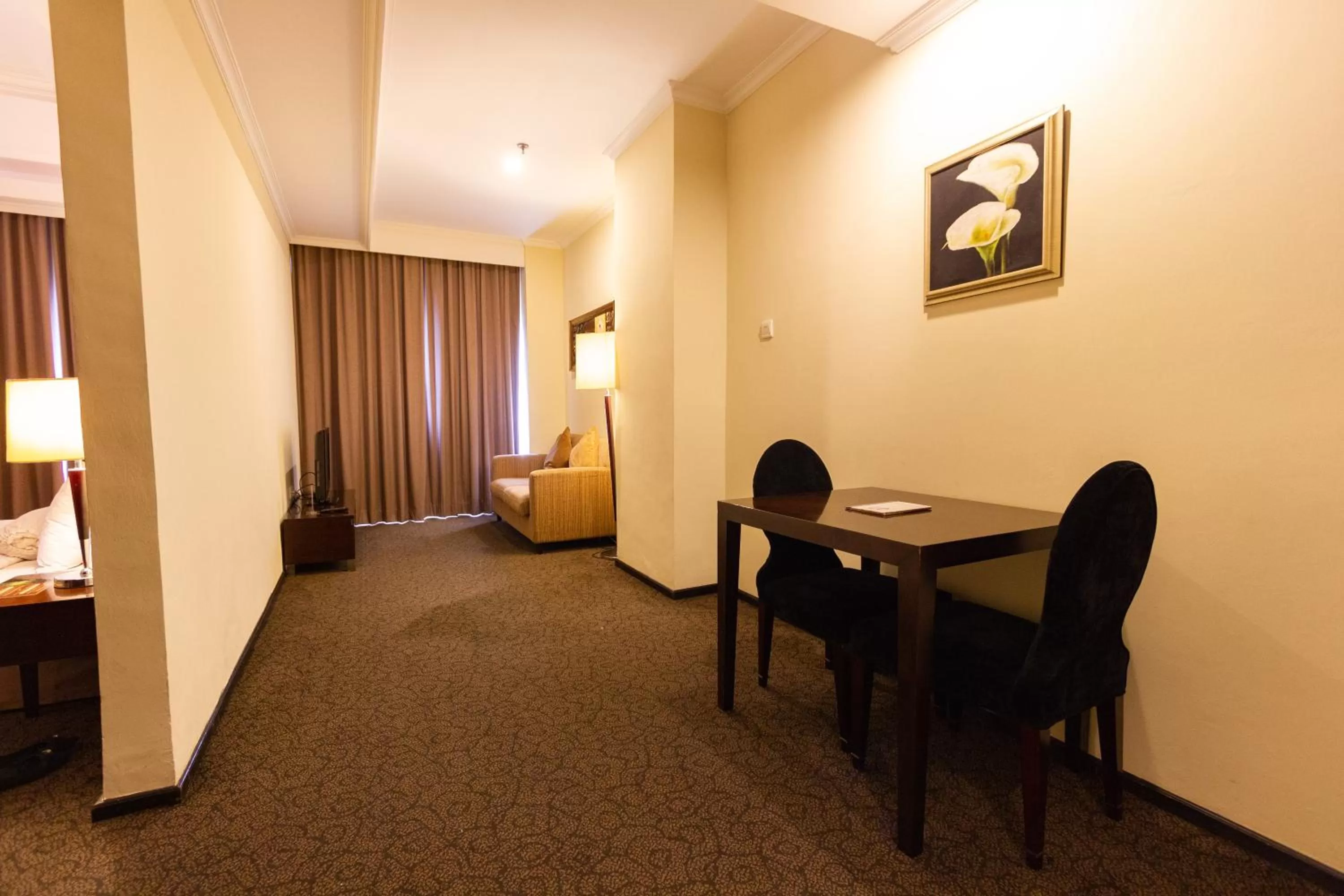 Living room in Harmoni One Convention Hotel and Service Apartments