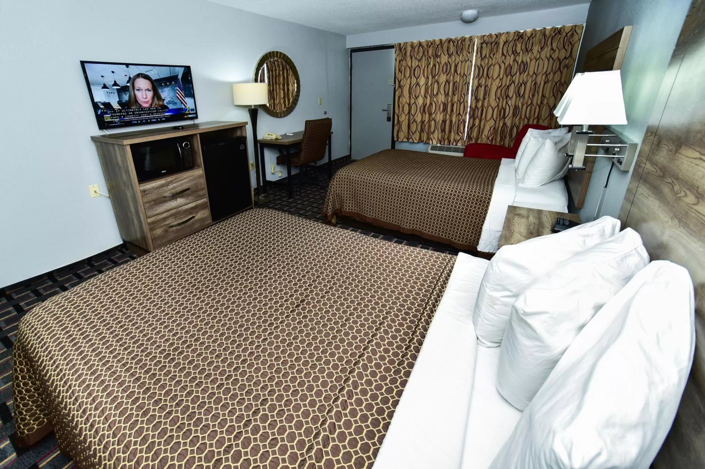 Bed in Americas Best Value Inn Douglasville