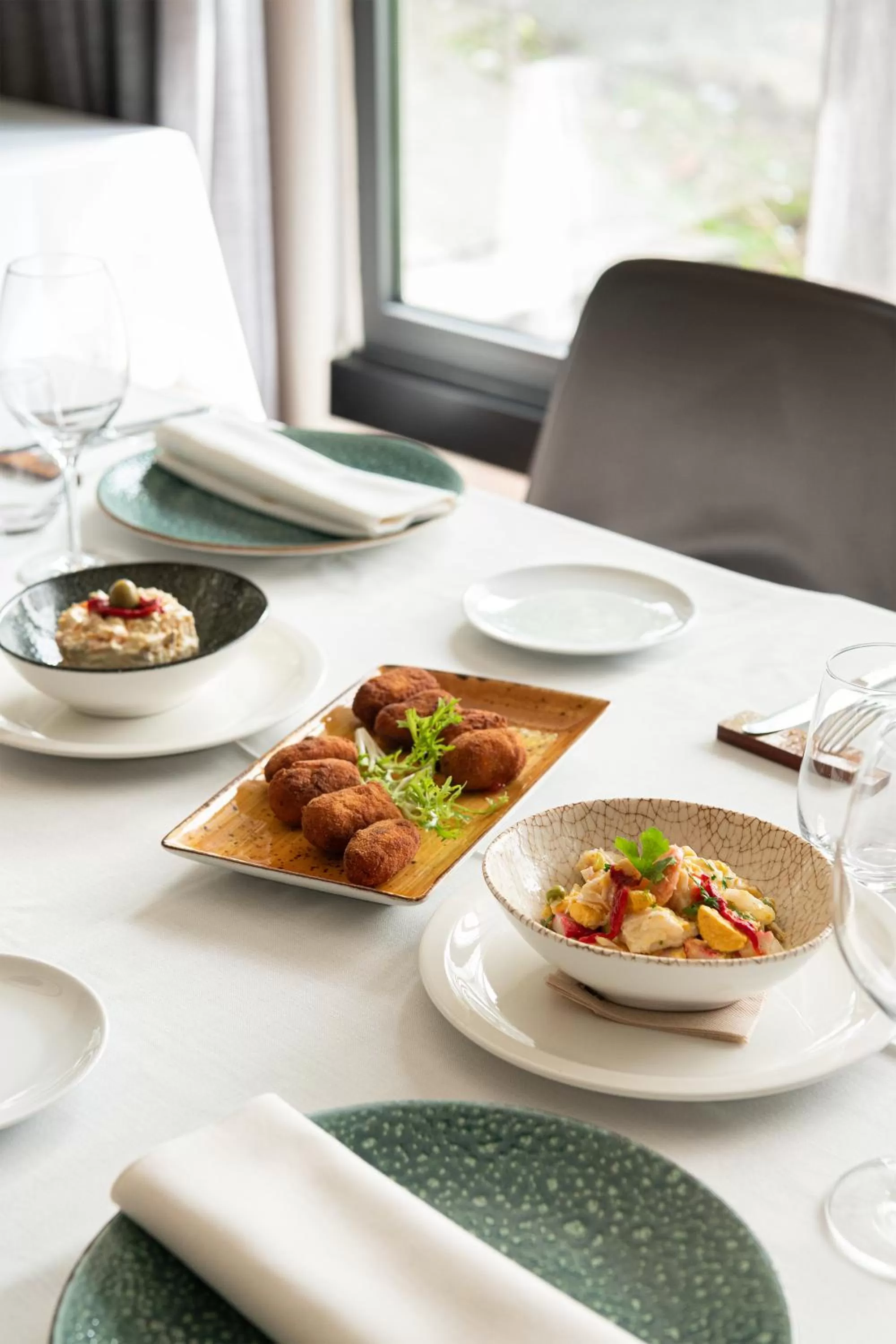 Restaurant/places to eat in Hotel Avenida