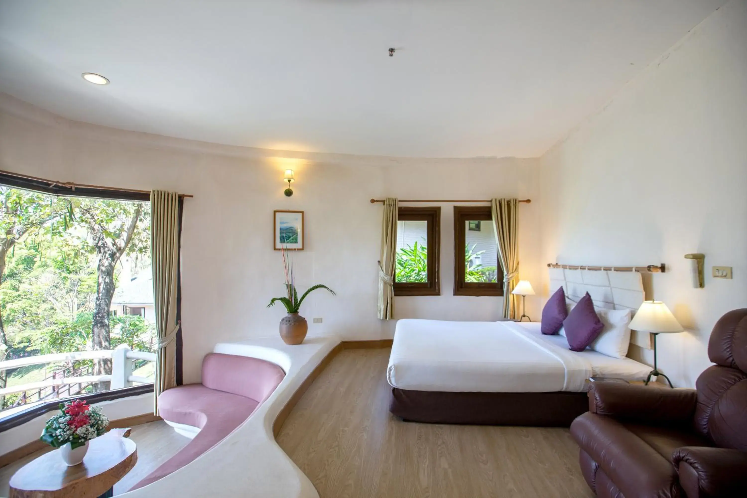 Hillside Chalet Deluxe with bath tub in Imperial Phukaew Hill Resort Hillside Chalet Deluxe with bath tub in Imperial Phukaew Hill Resort