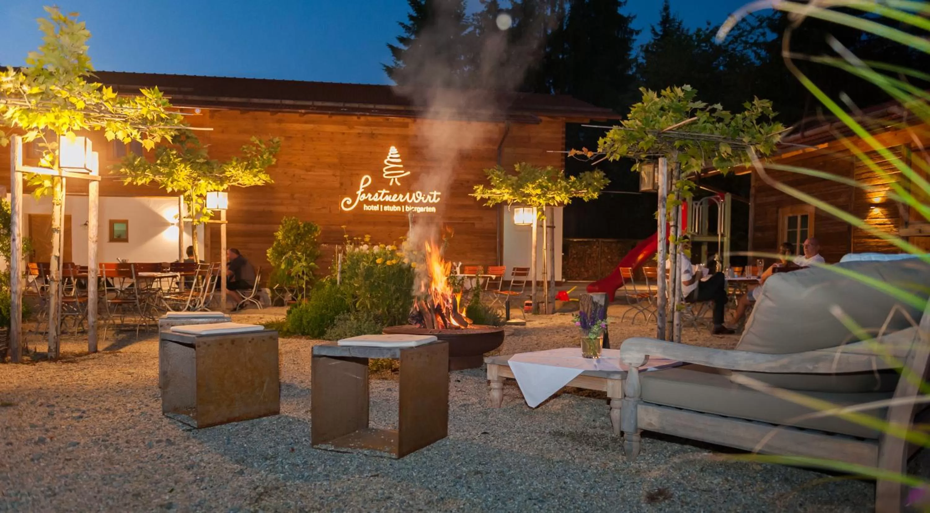 Patio in Forstnerwirt hotel | stubn | biergarten