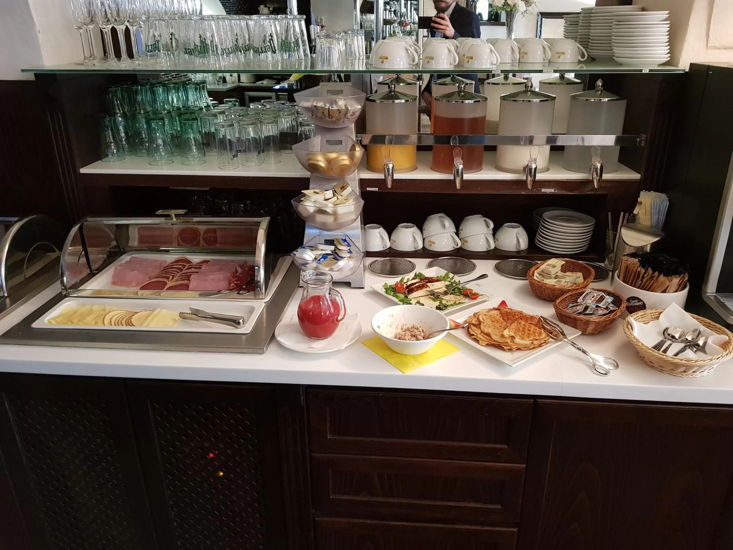 Buffet breakfast in Hotel Grand