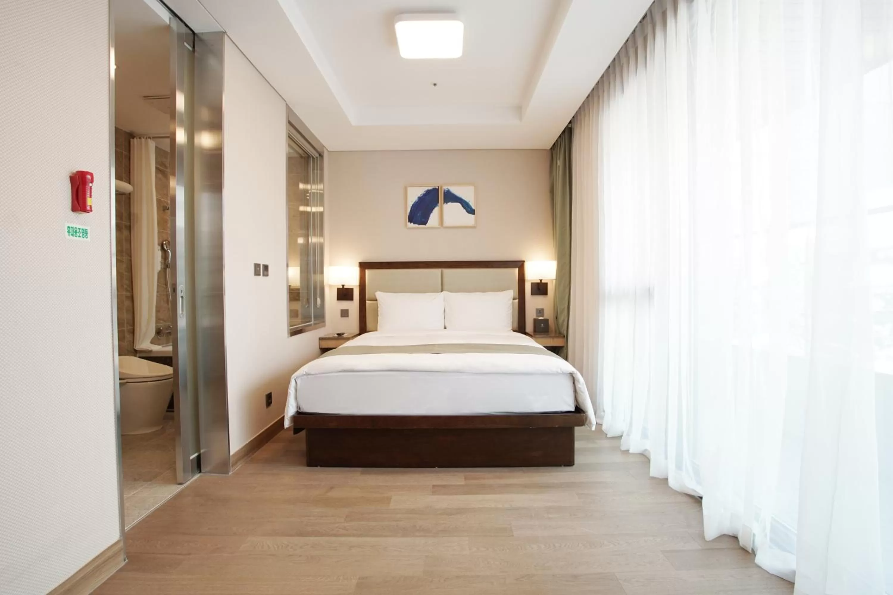 Bed in Stanford Hotel Busan