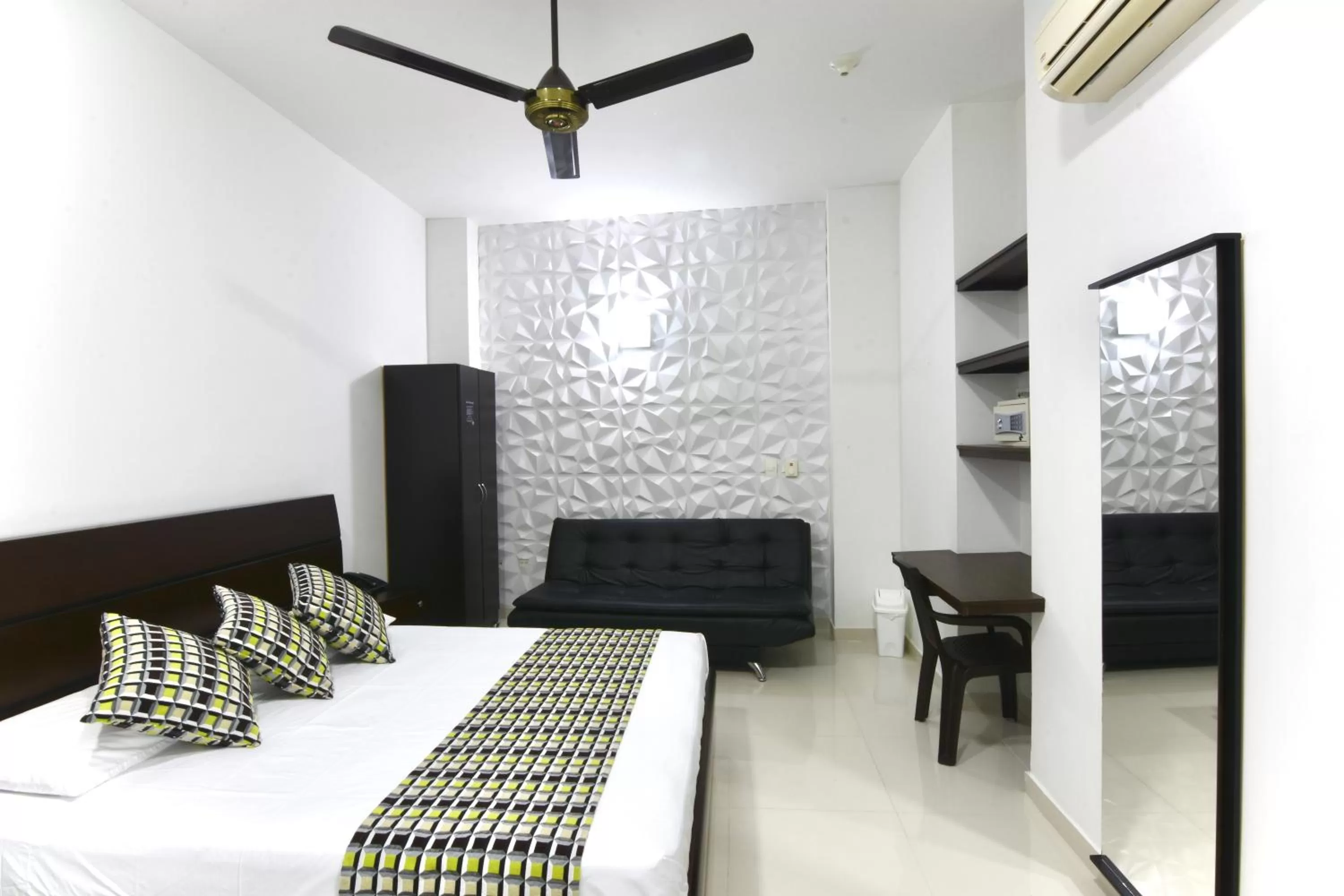 Photo of the whole room in Hotel Florida Sincelejo