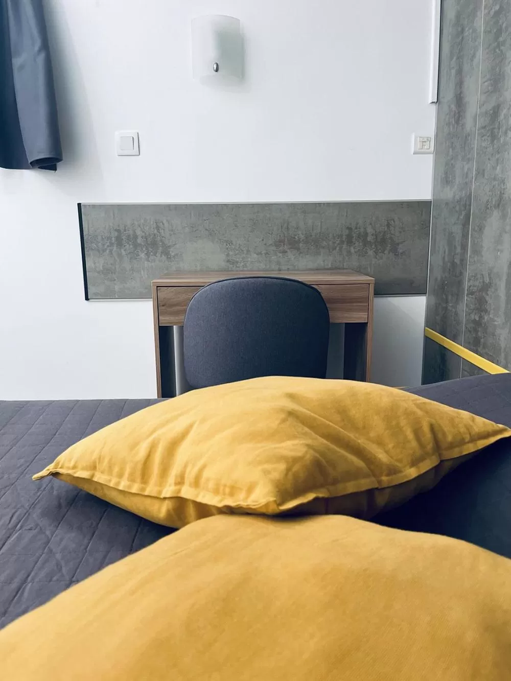 Property building, Bed in Le Clos la Verdière