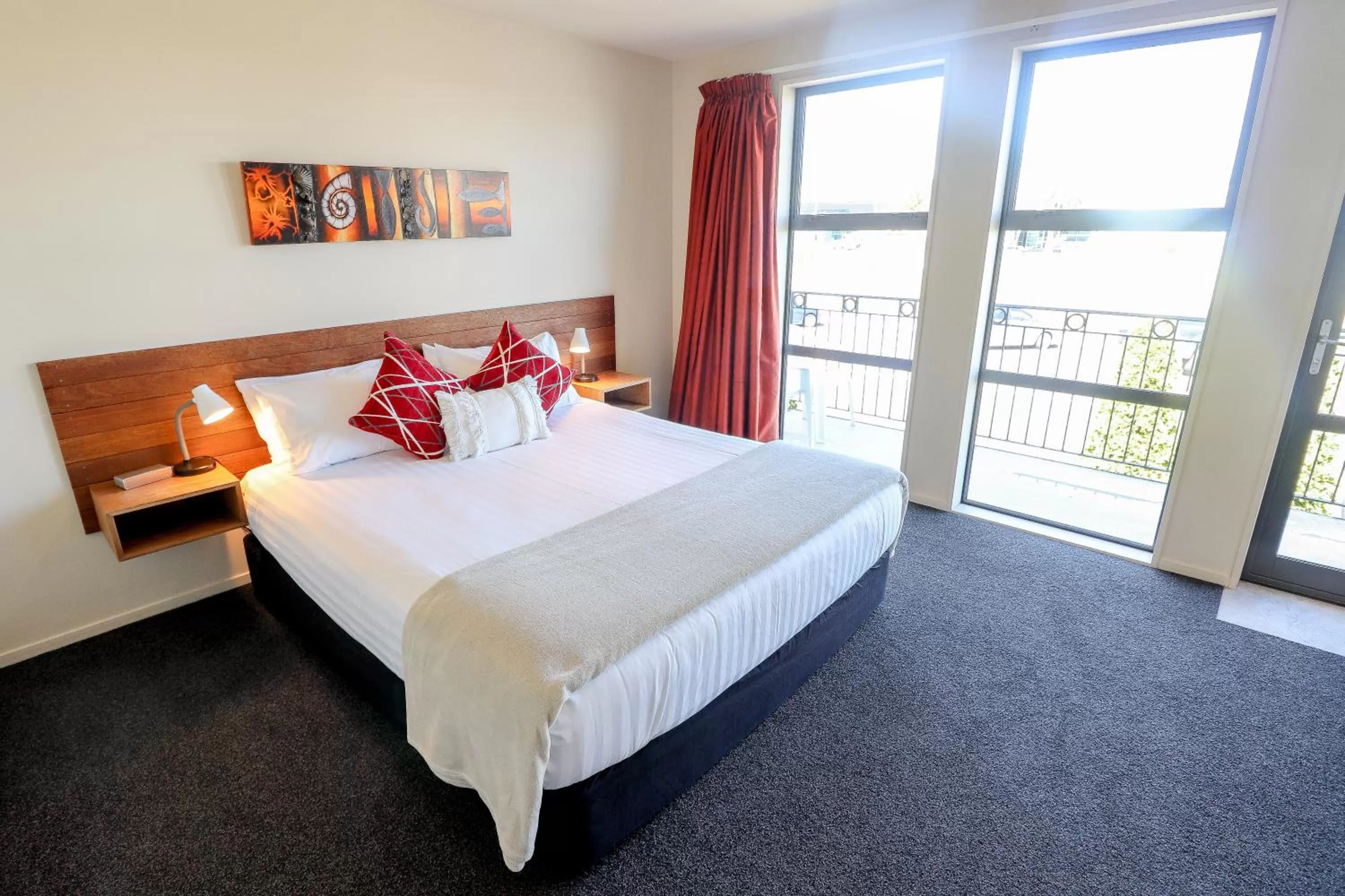 Bedroom, Bed in Coleraine Suites & Apartments