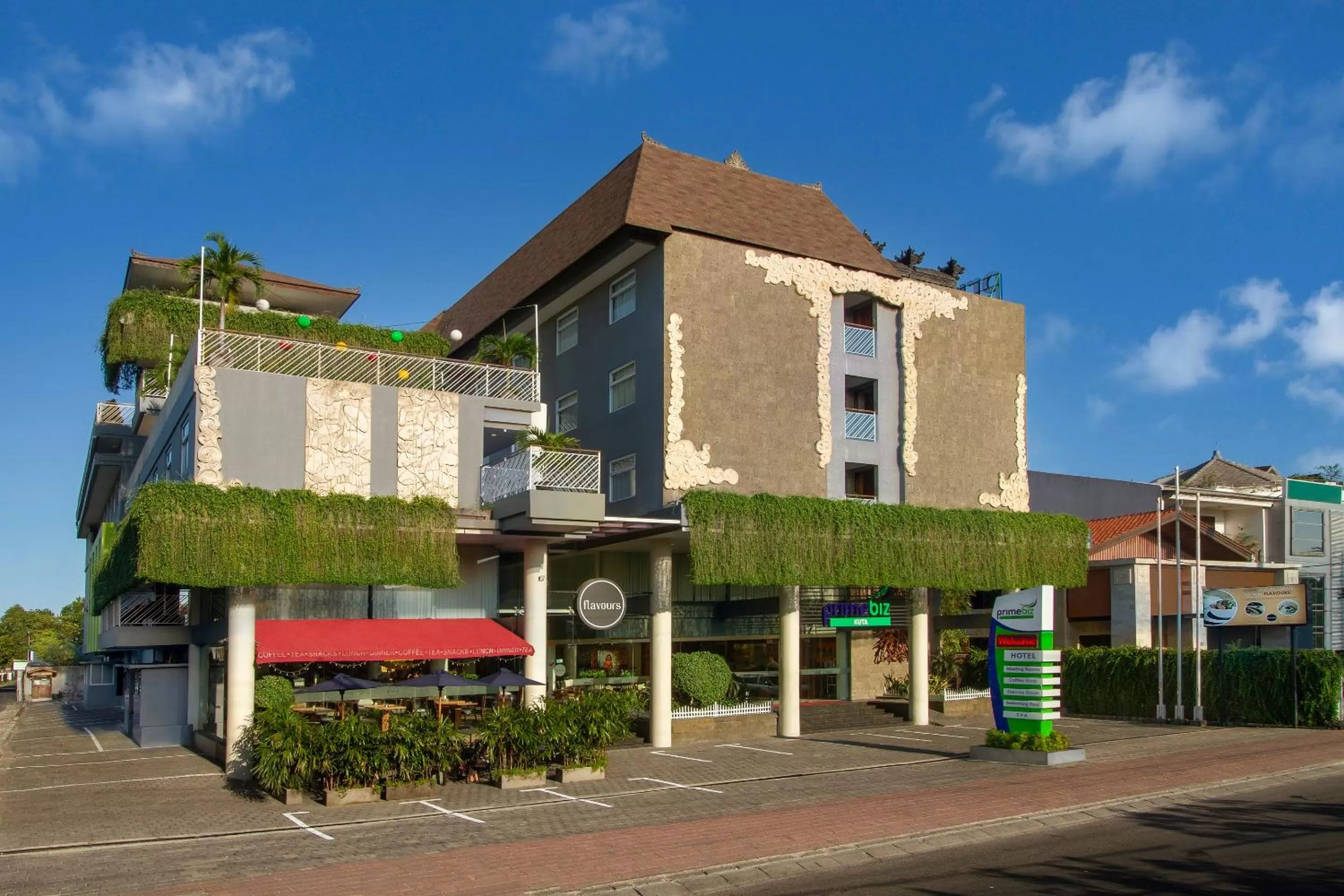 Property building in PrimeBiz Hotel Kuta