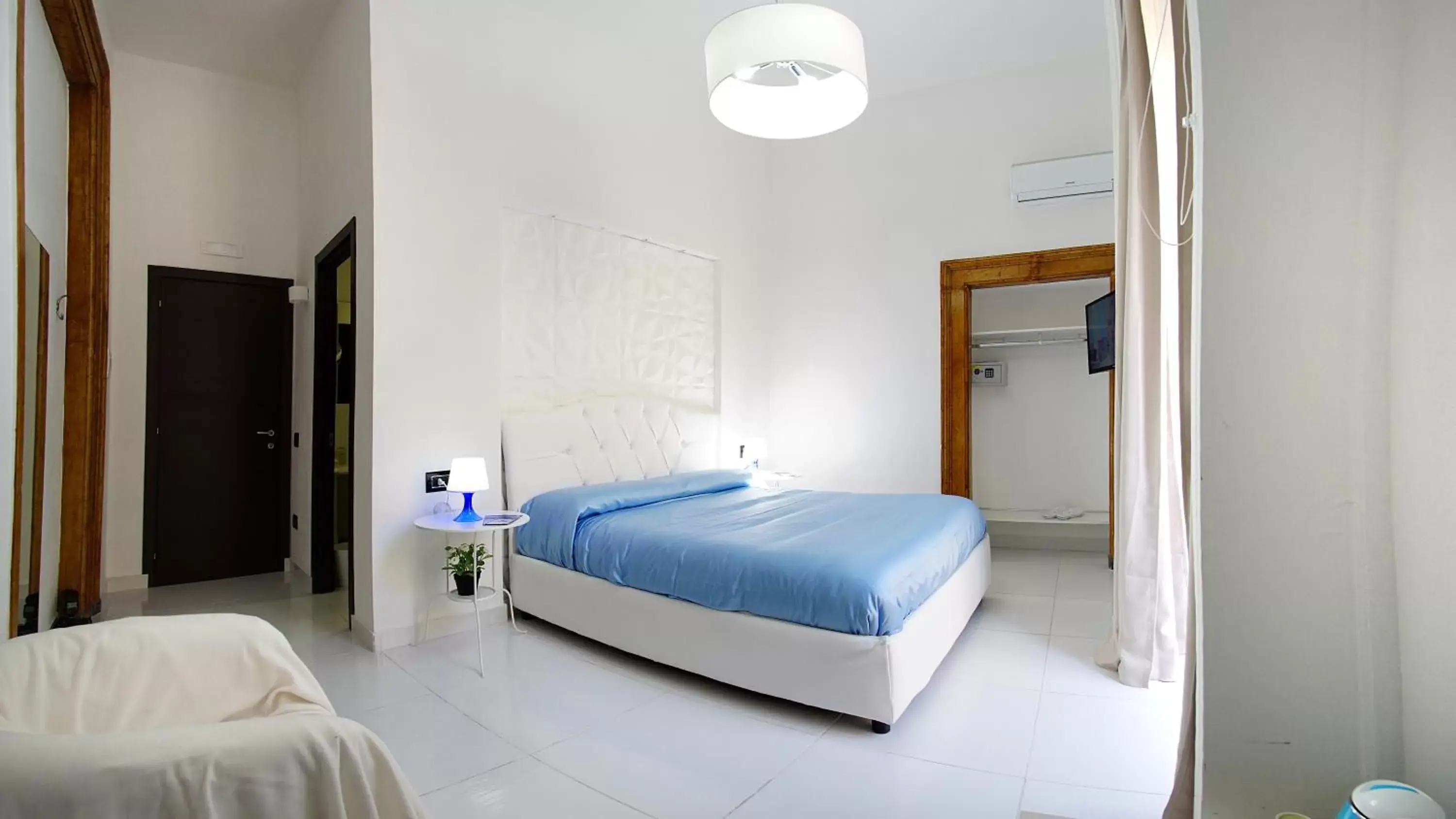 Superior King Room in Beverello Suite Superior King Room in Beverello Suite