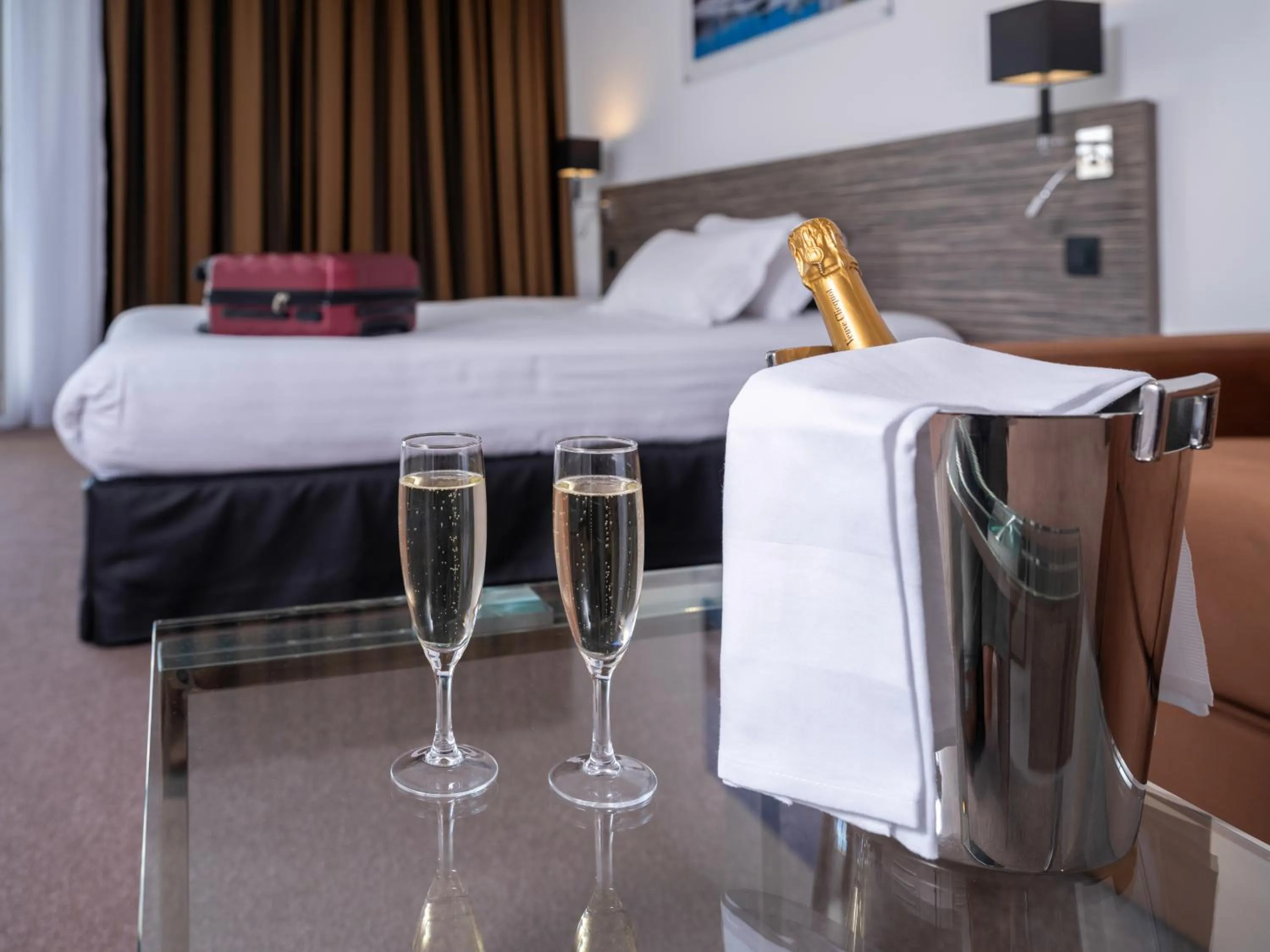 Bed in Golden Tulip La Baule Hotel and Residence