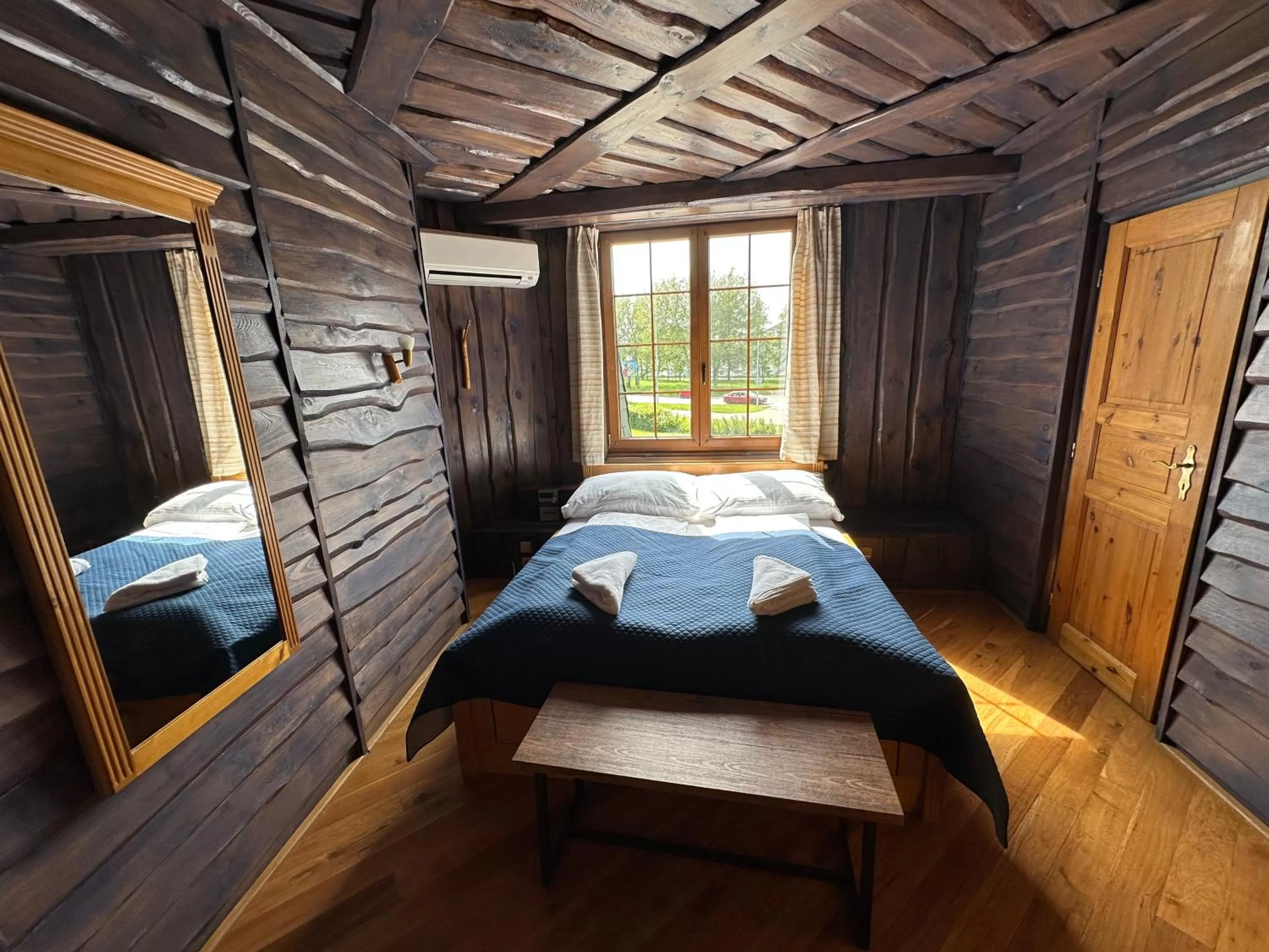 Bed in Penzion Ten Lokál