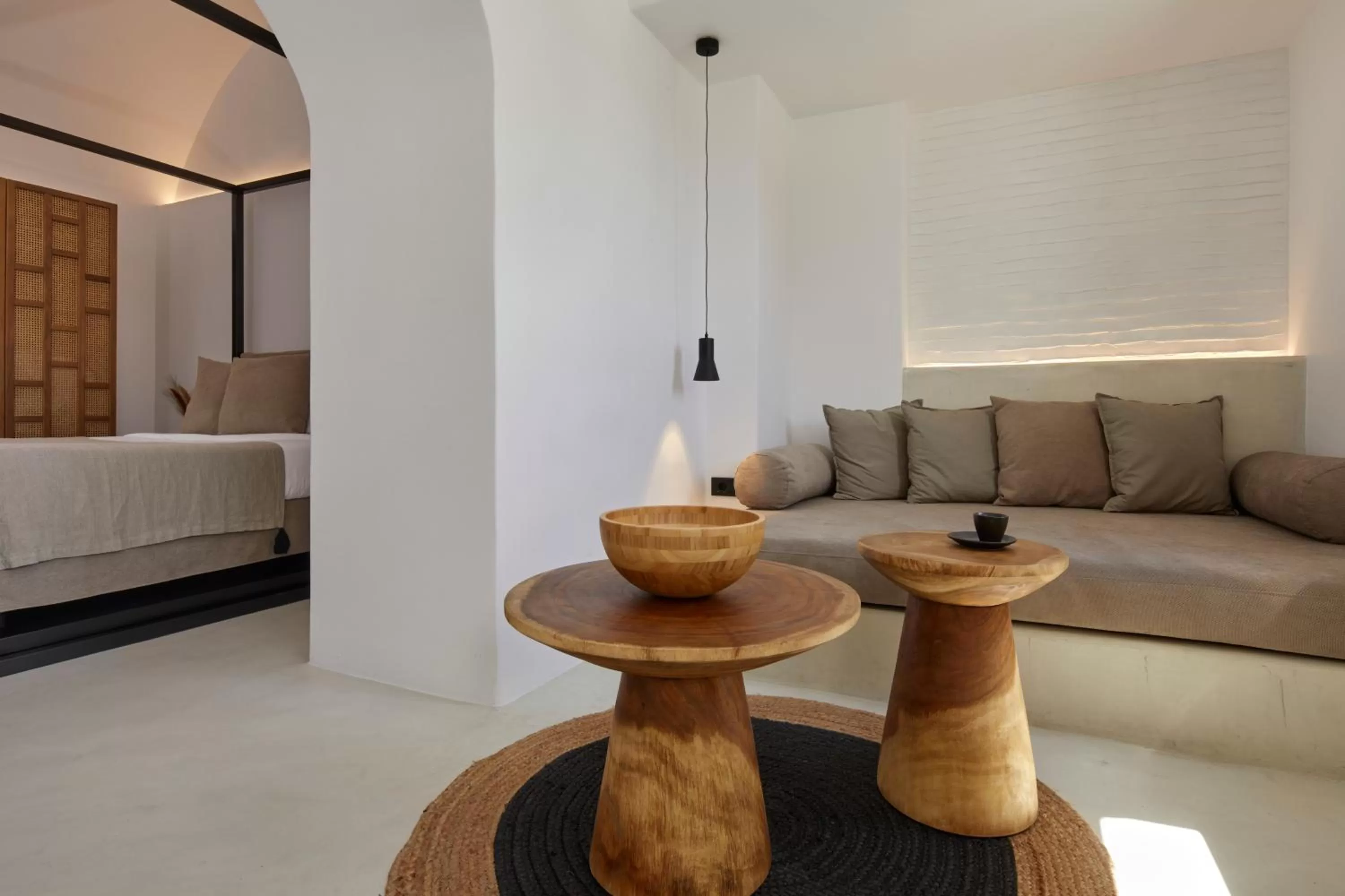 Living room, Bed in U & ME SUITES