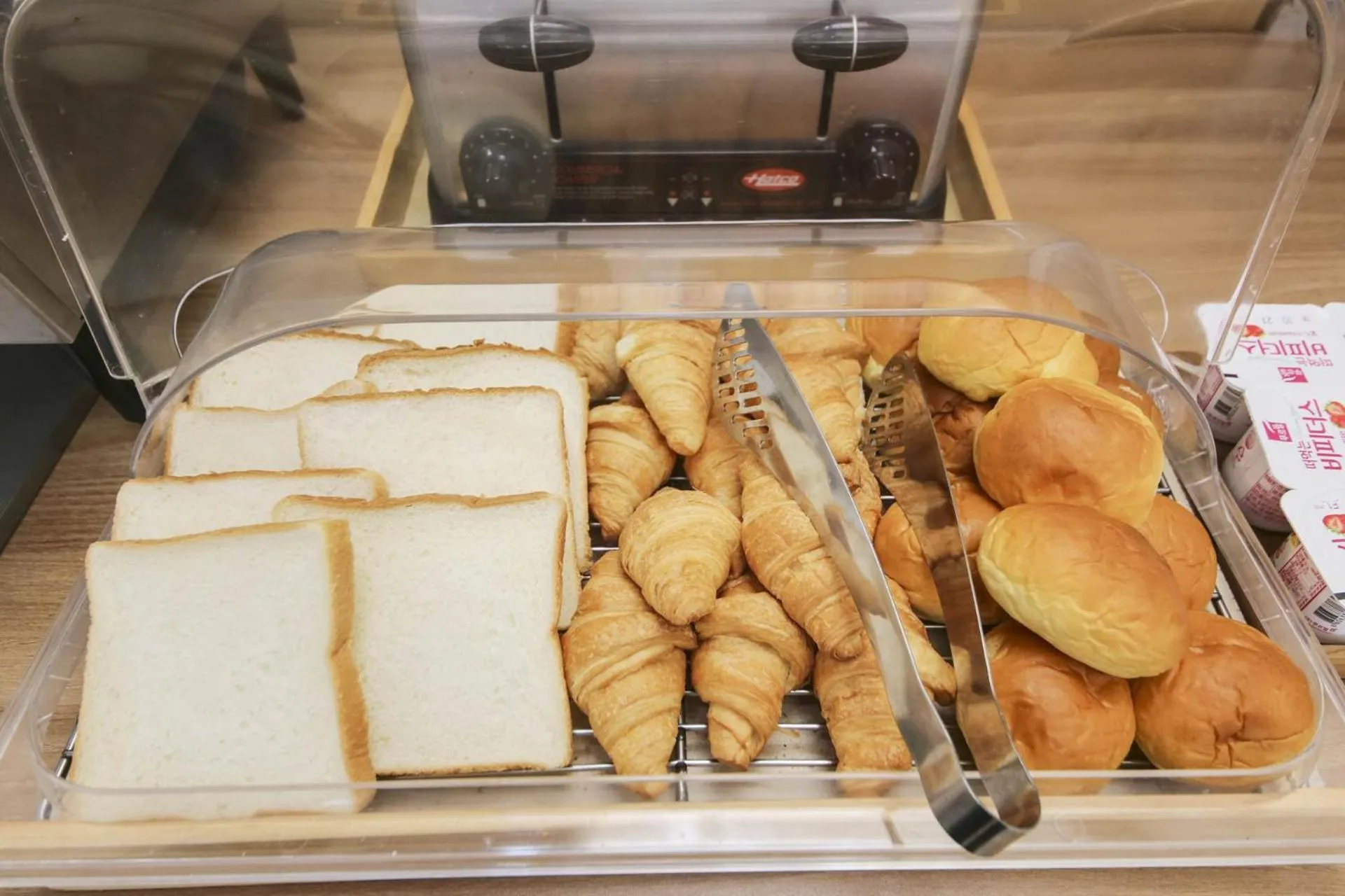 Breakfast in Benikea hotel