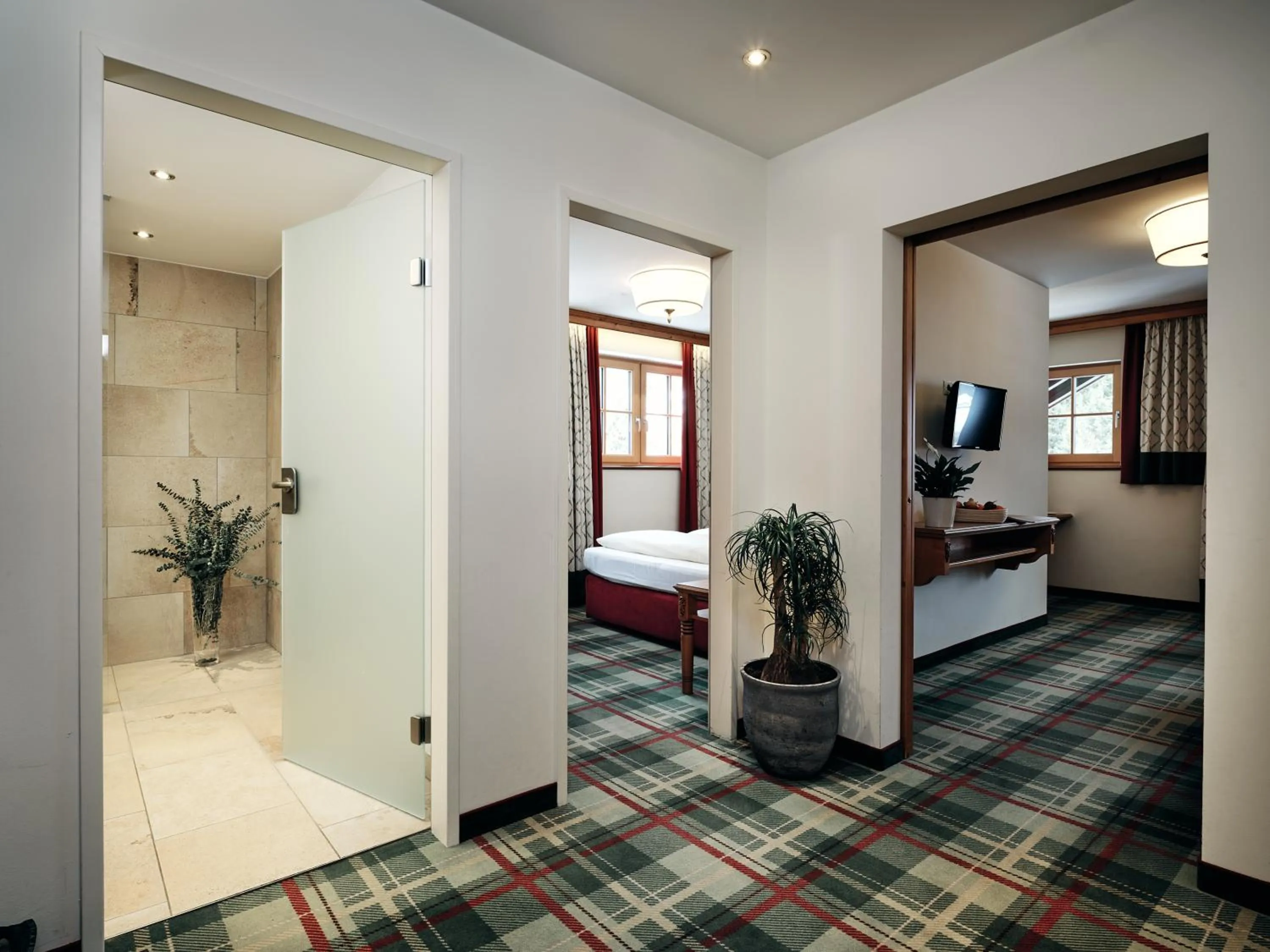 Living room, Bed in Hotel Pichlmayrgut