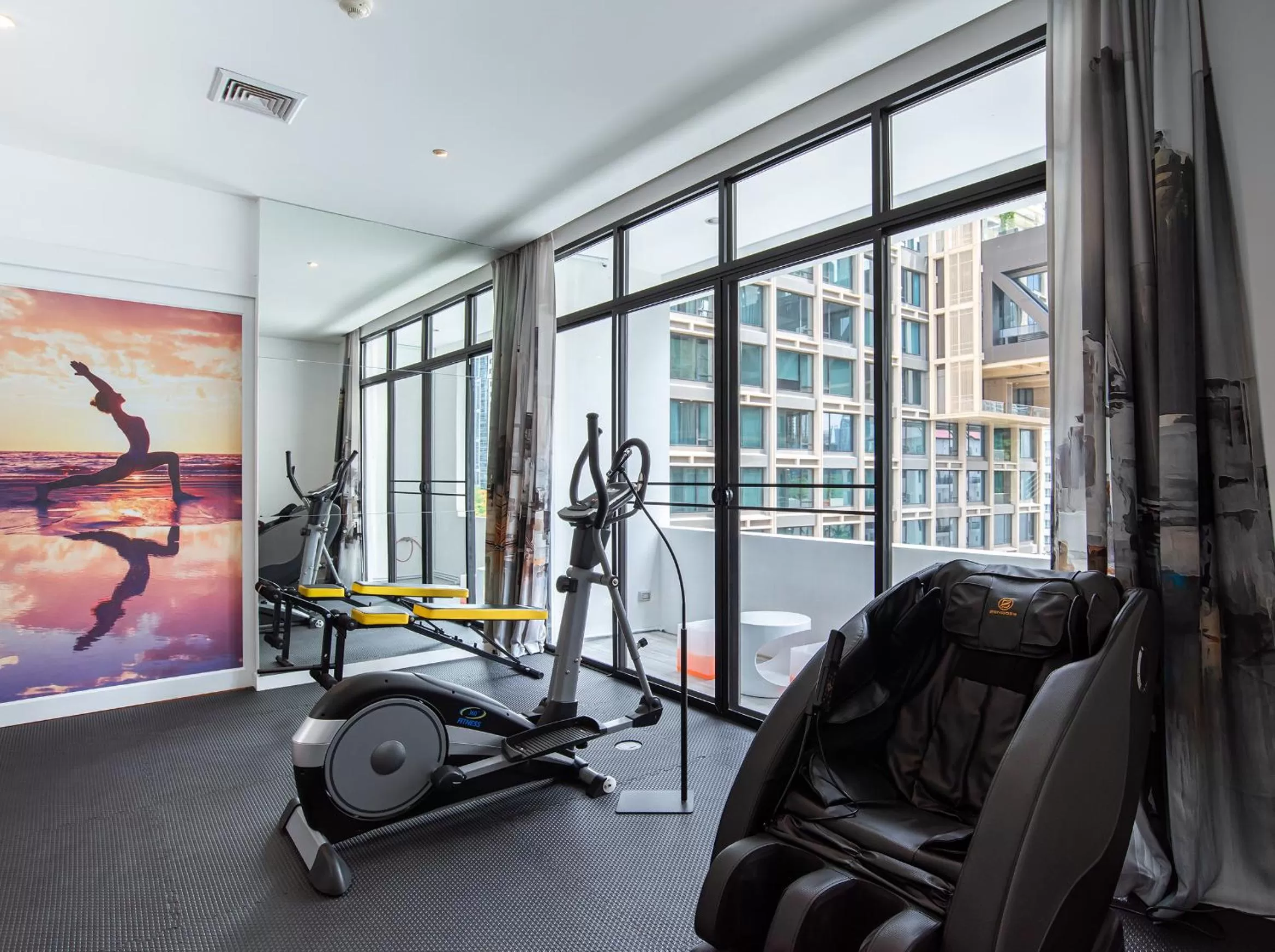 Fitness centre/facilities in Benviar Tonson Residence