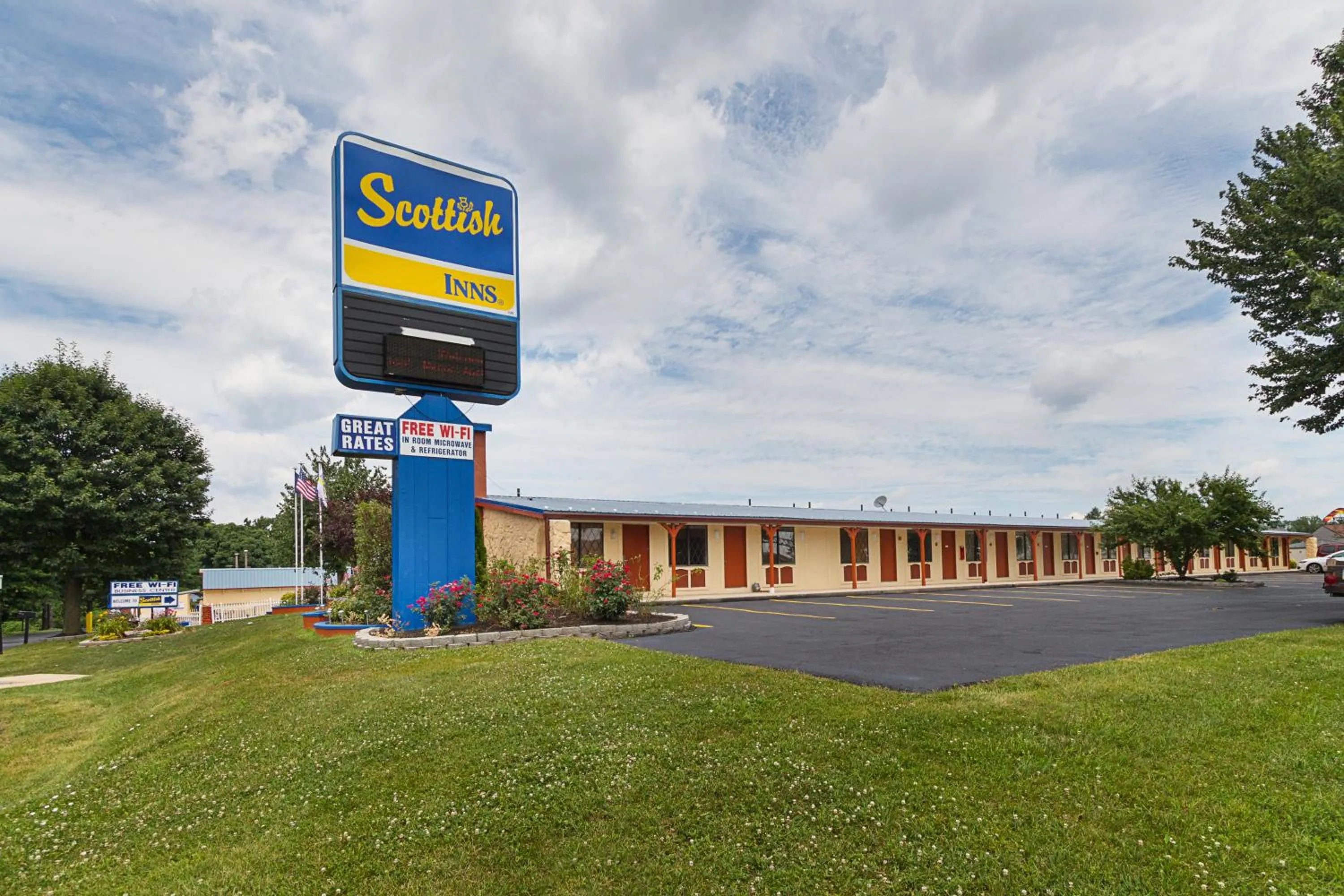 Property building in Scottish Inns Harrisburg-Hershey South