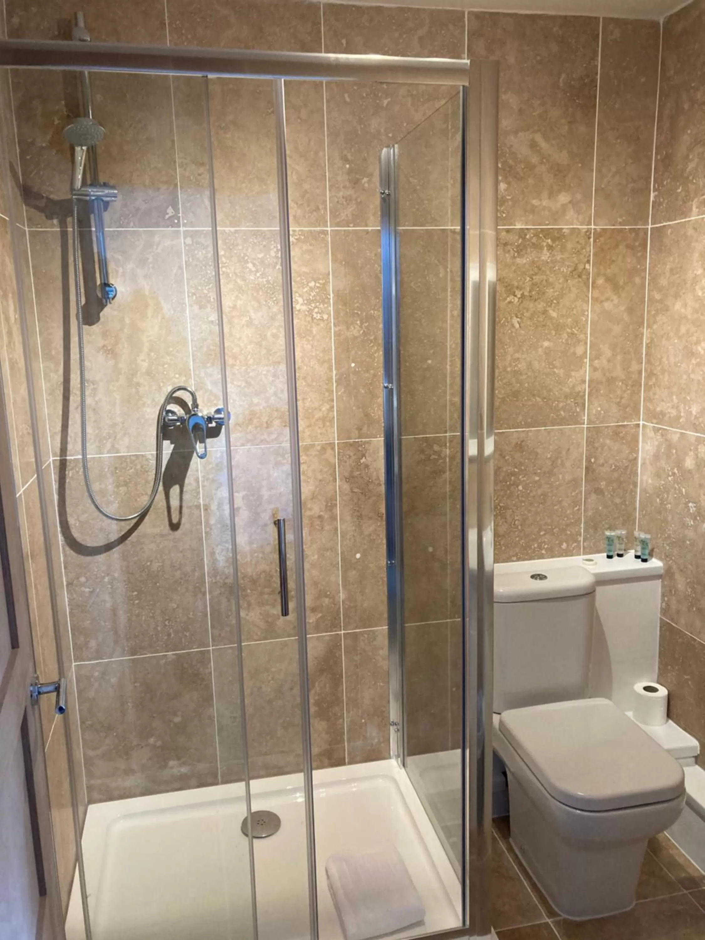 Decorative detail, Bathroom in The Waves B&B