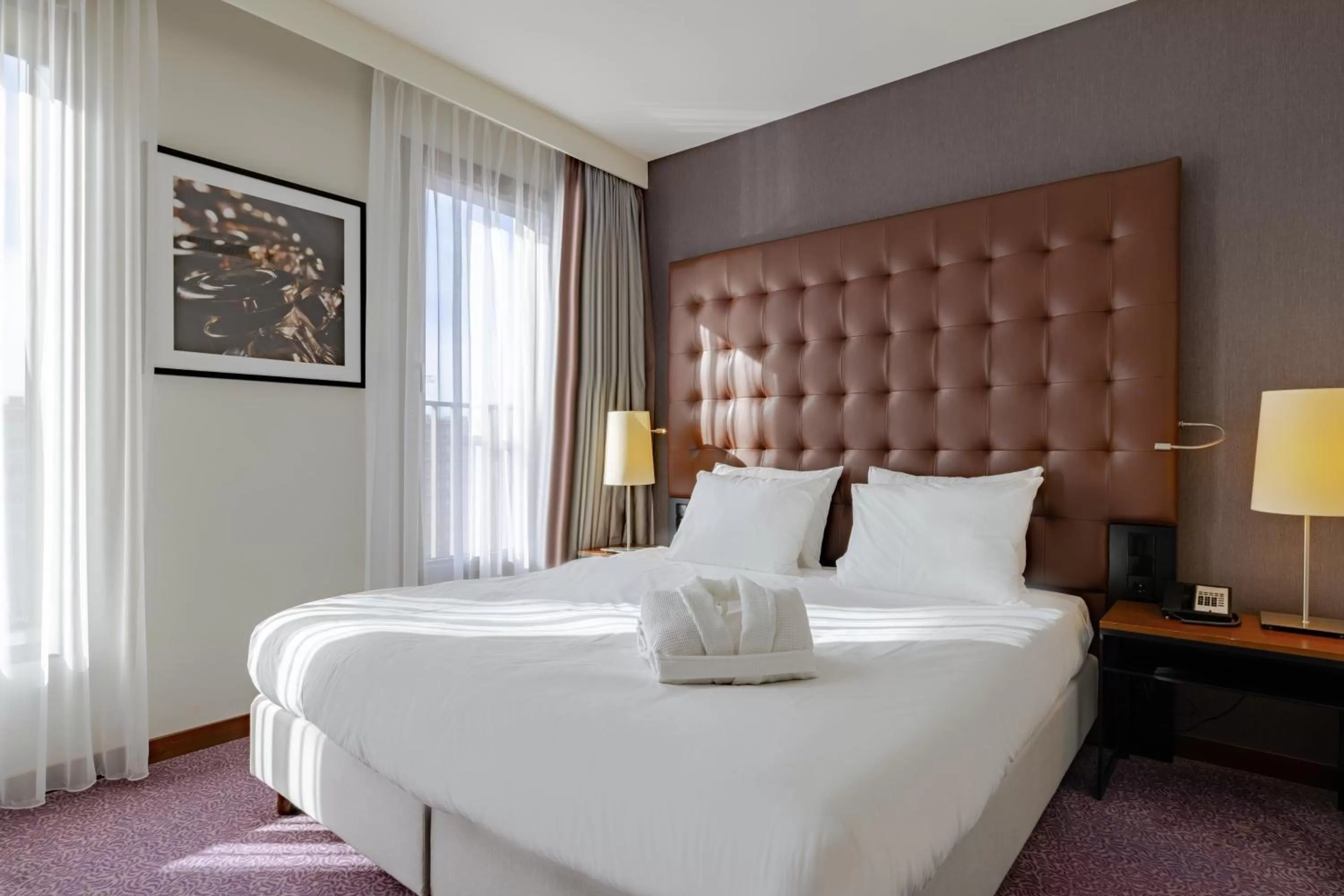 Photo of the whole room, Bed in Crowne Plaza Amsterdam - South by IHG