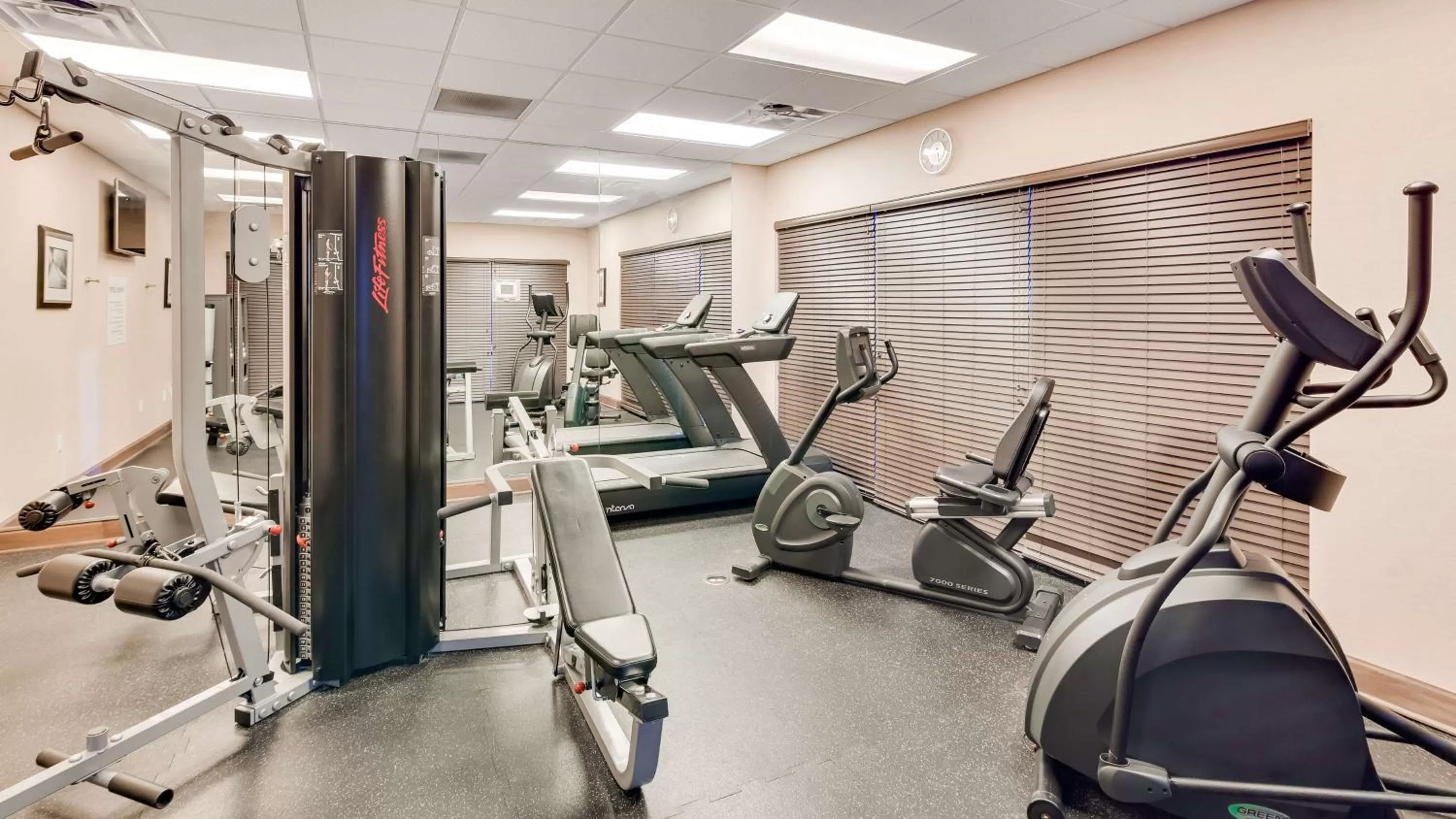 Fitness centre/facilities in Best Western Plus Atrium Inn & Suites