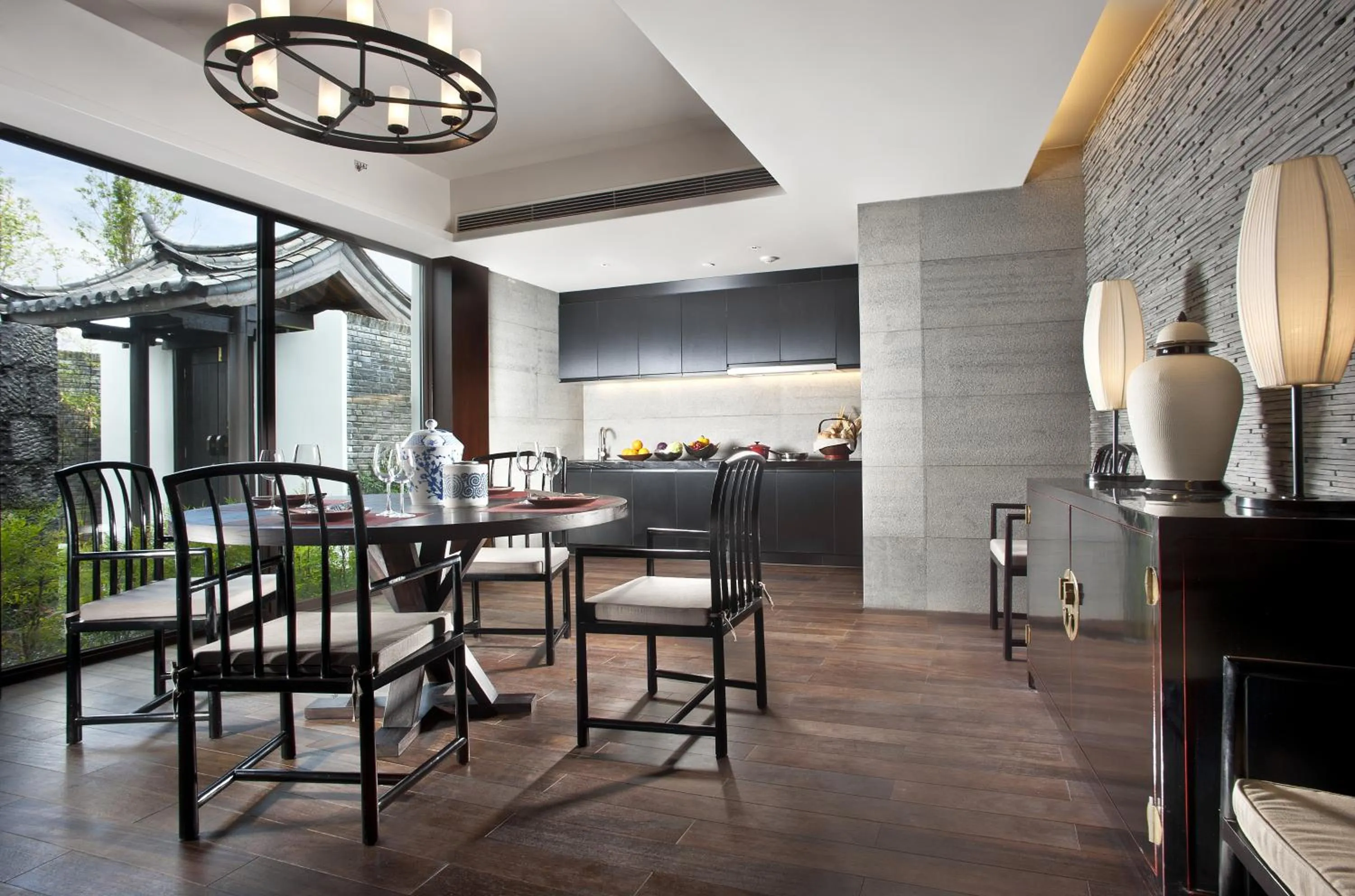 Coffee/tea facilities in Pullman Lijiang Resort & Spa