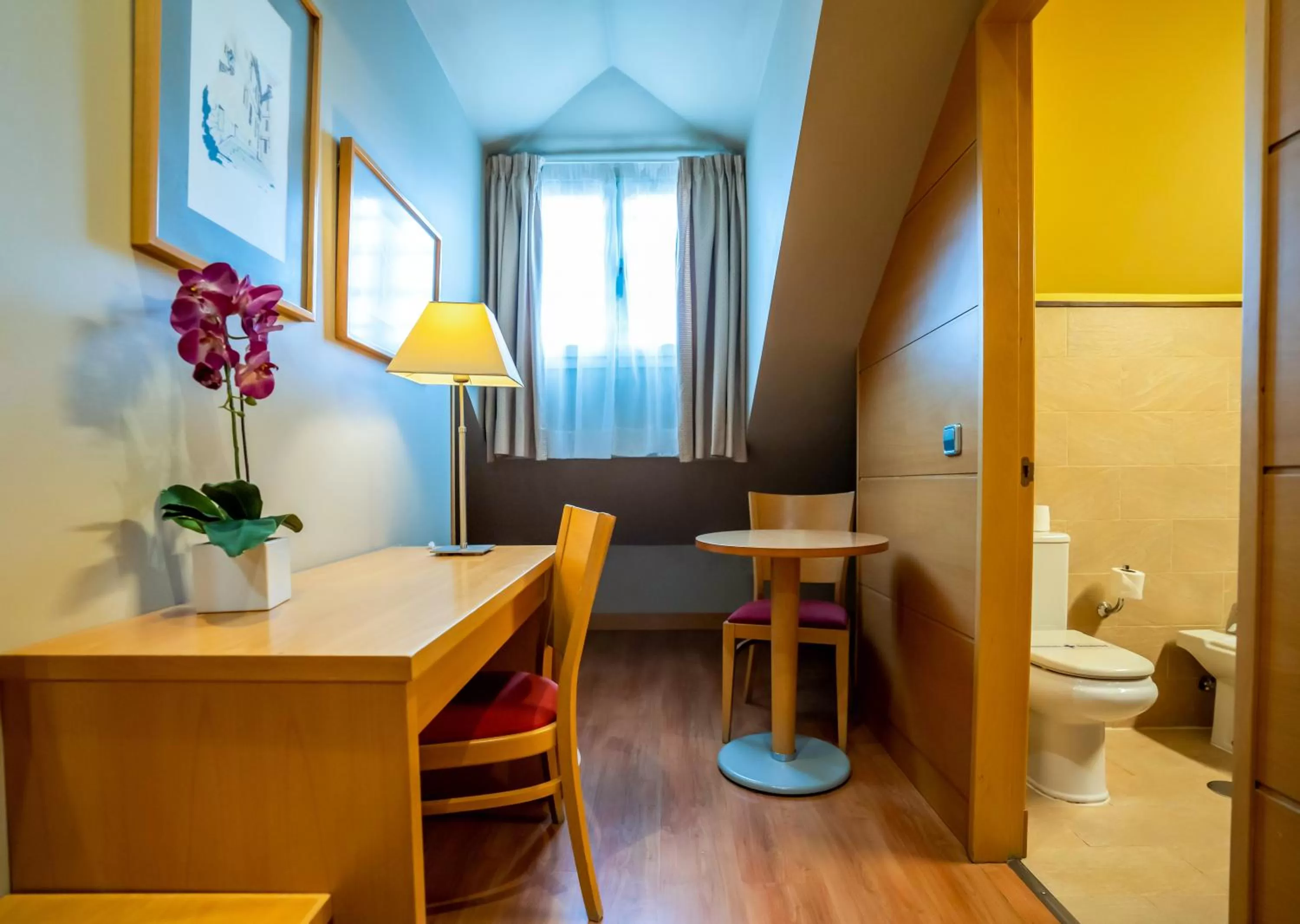 Bathroom in Victoria 4 Puerta del Sol