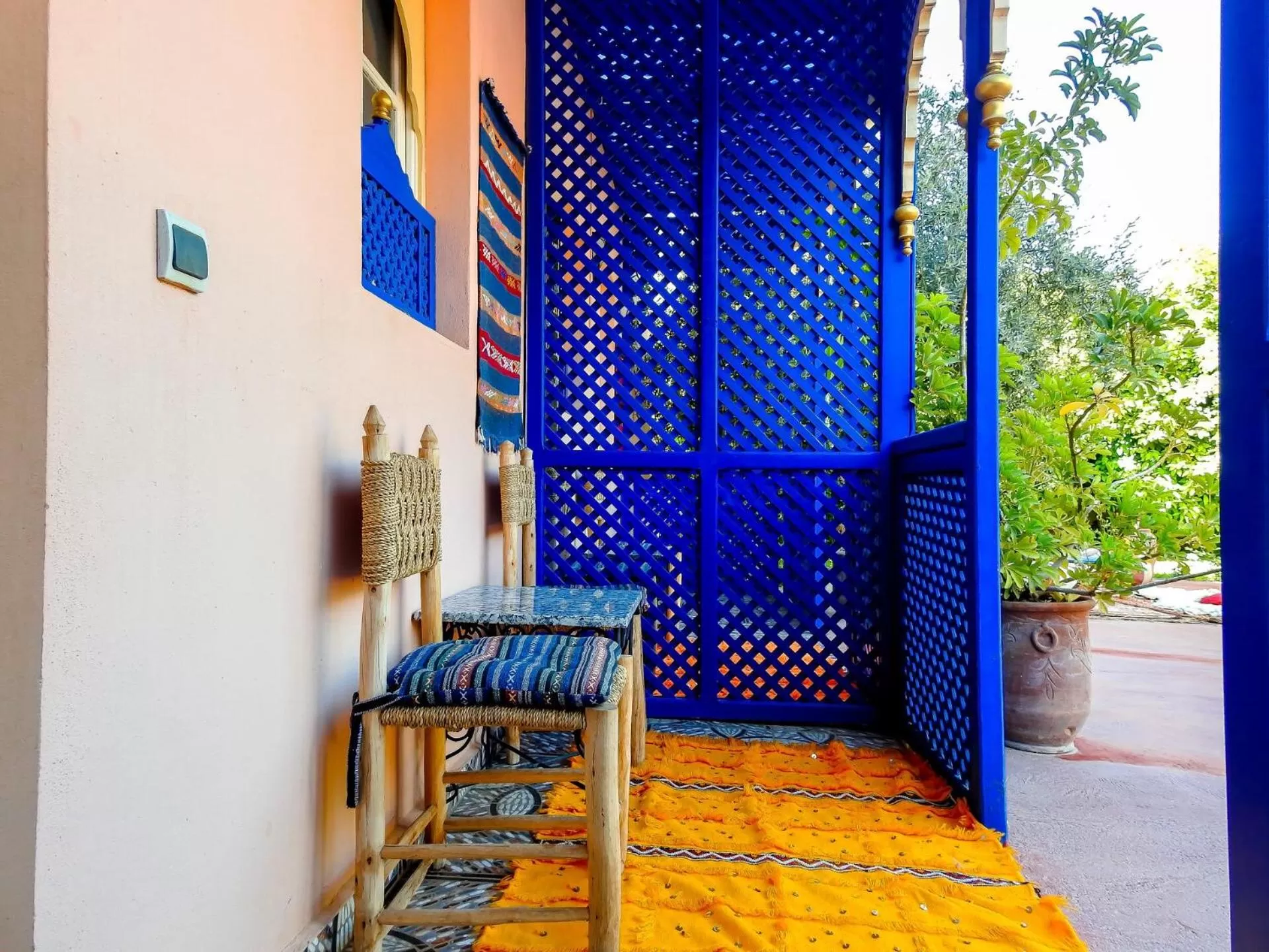 Patio in Le Bleu House