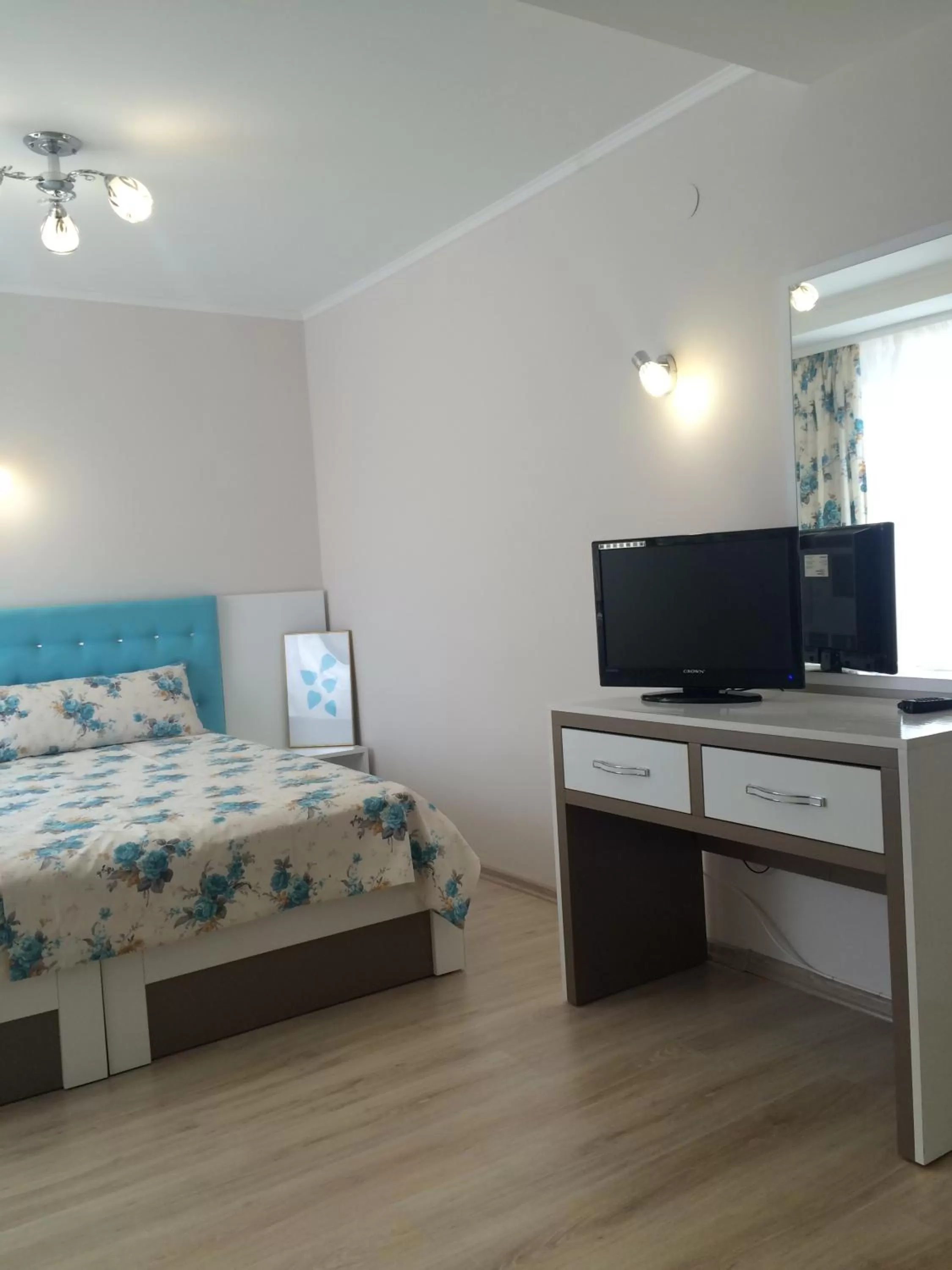 Day, Bed in White Rose Family Guest House