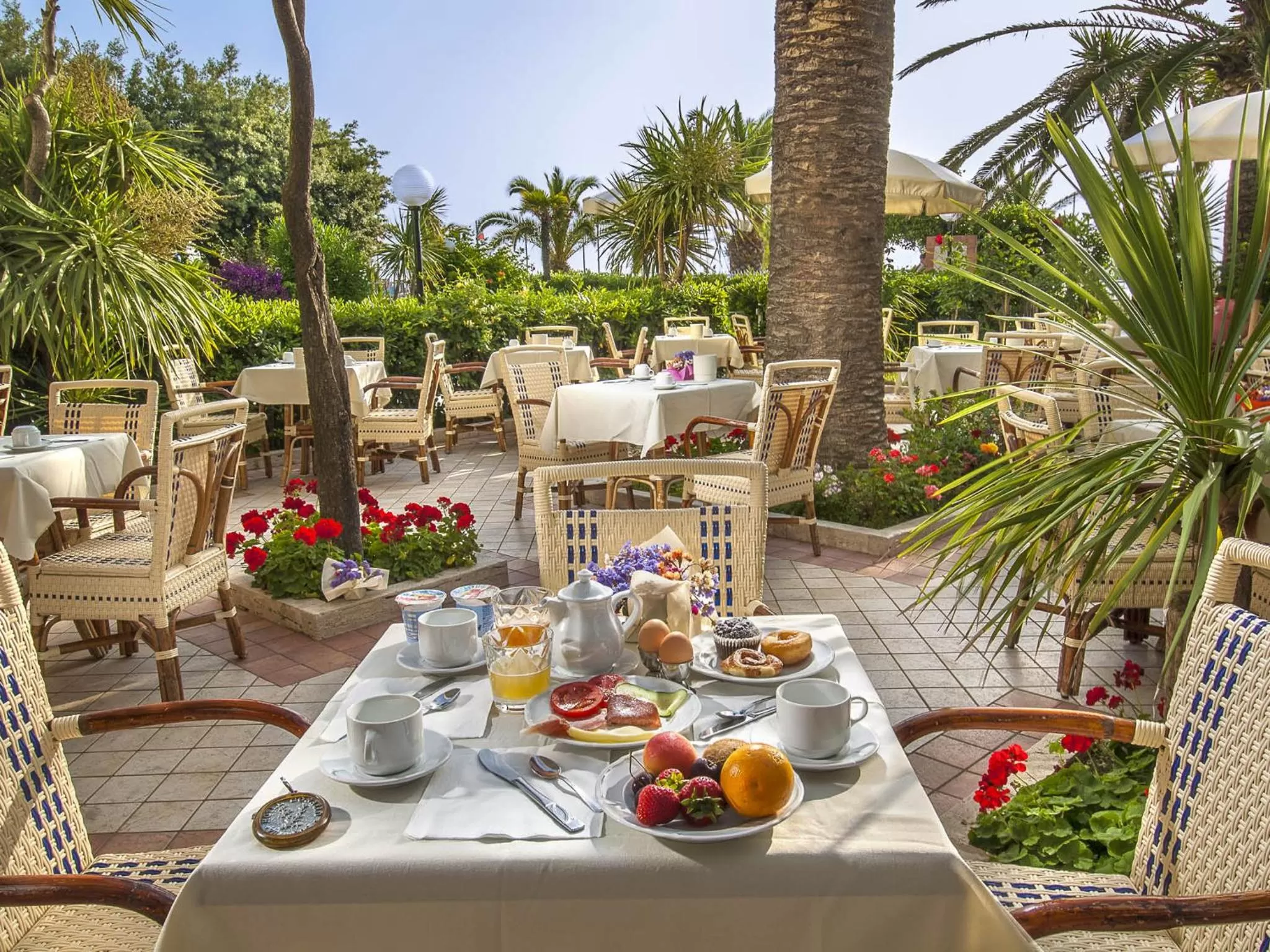 Restaurant/places to eat in Hotel Corallo