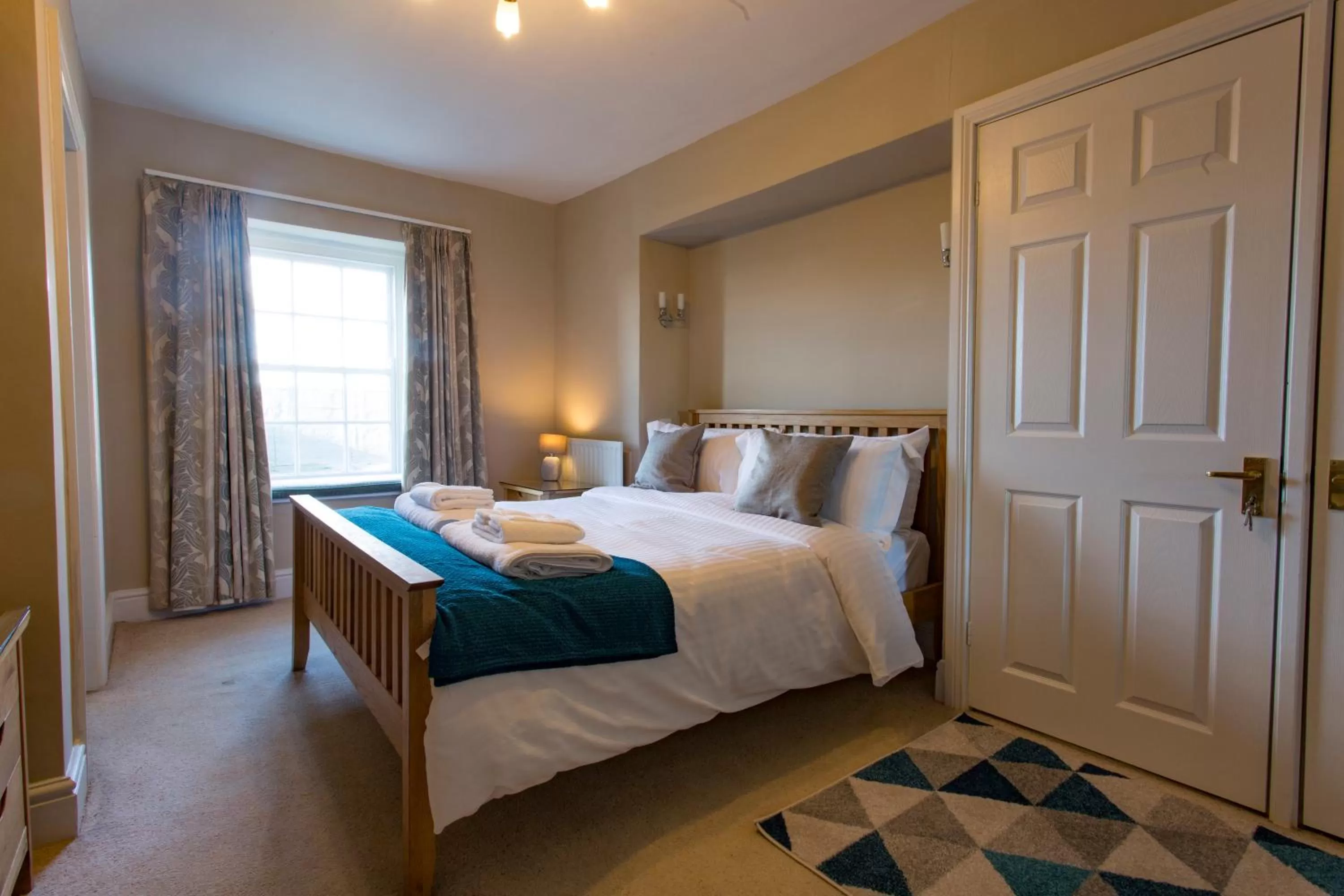 Bed in The Wheatsheaf Hotel